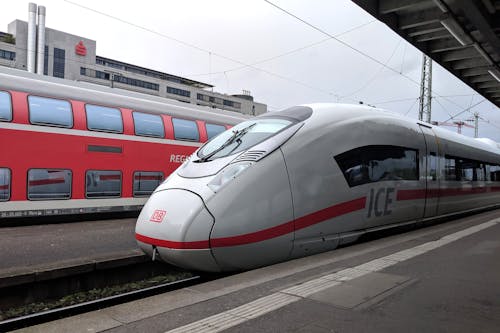 Photos gratuites de contemporain, former, gare ferroviaire