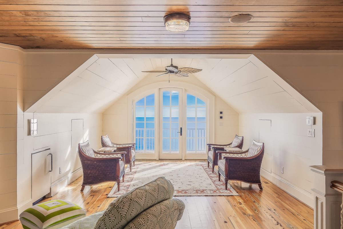 7. Mansard and Dormer Loft Conversion Ideas