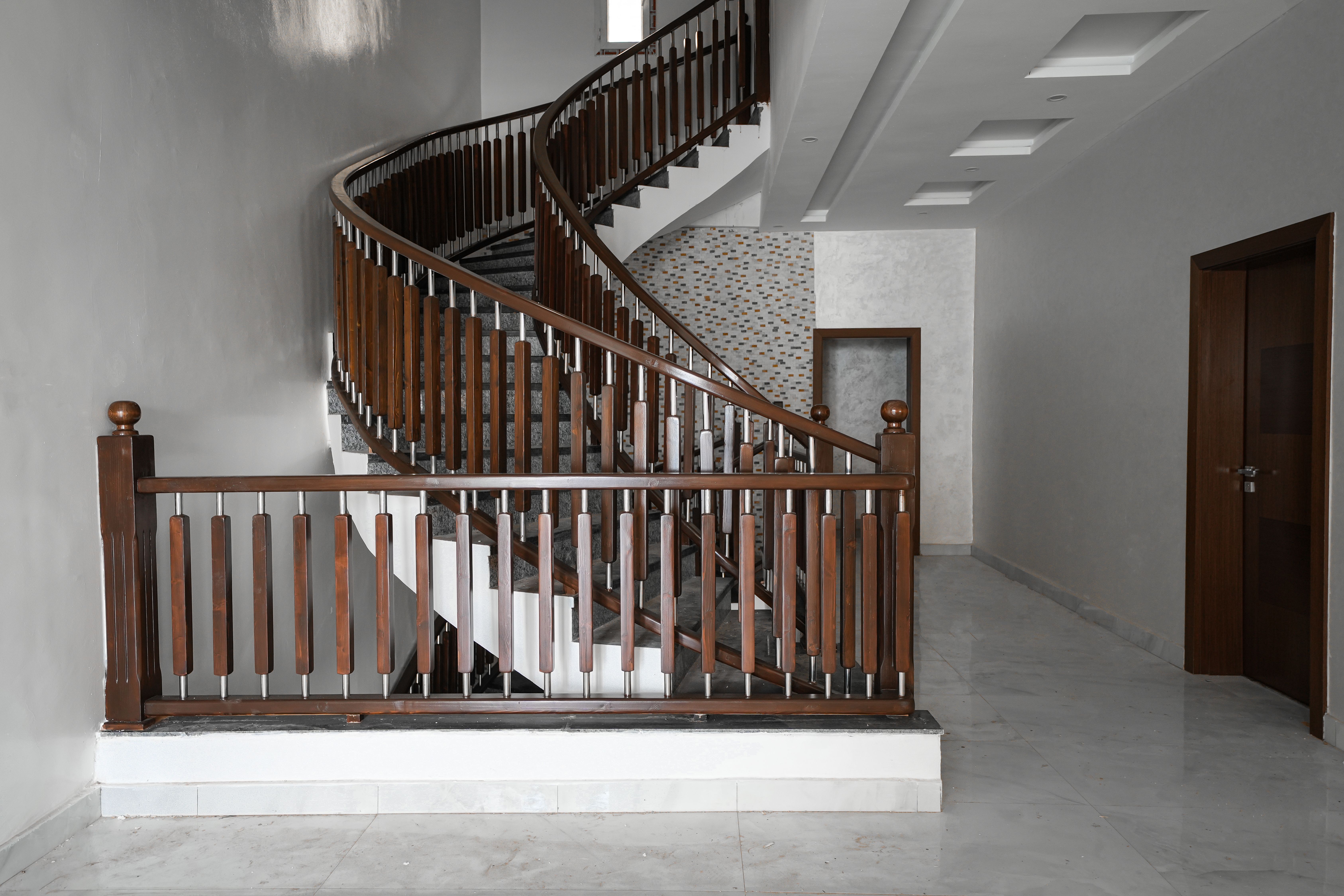 escalier bâtiment · Free Stock Photo