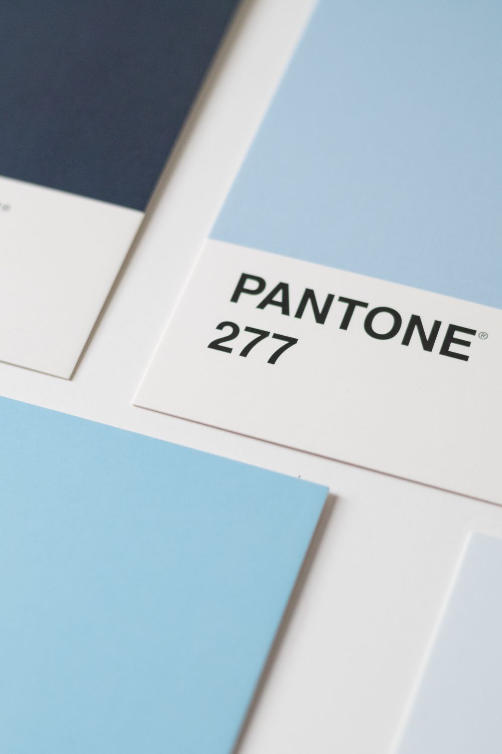 Pattern 27 Color Pantone 2727 color of the year · Free Stock Photo