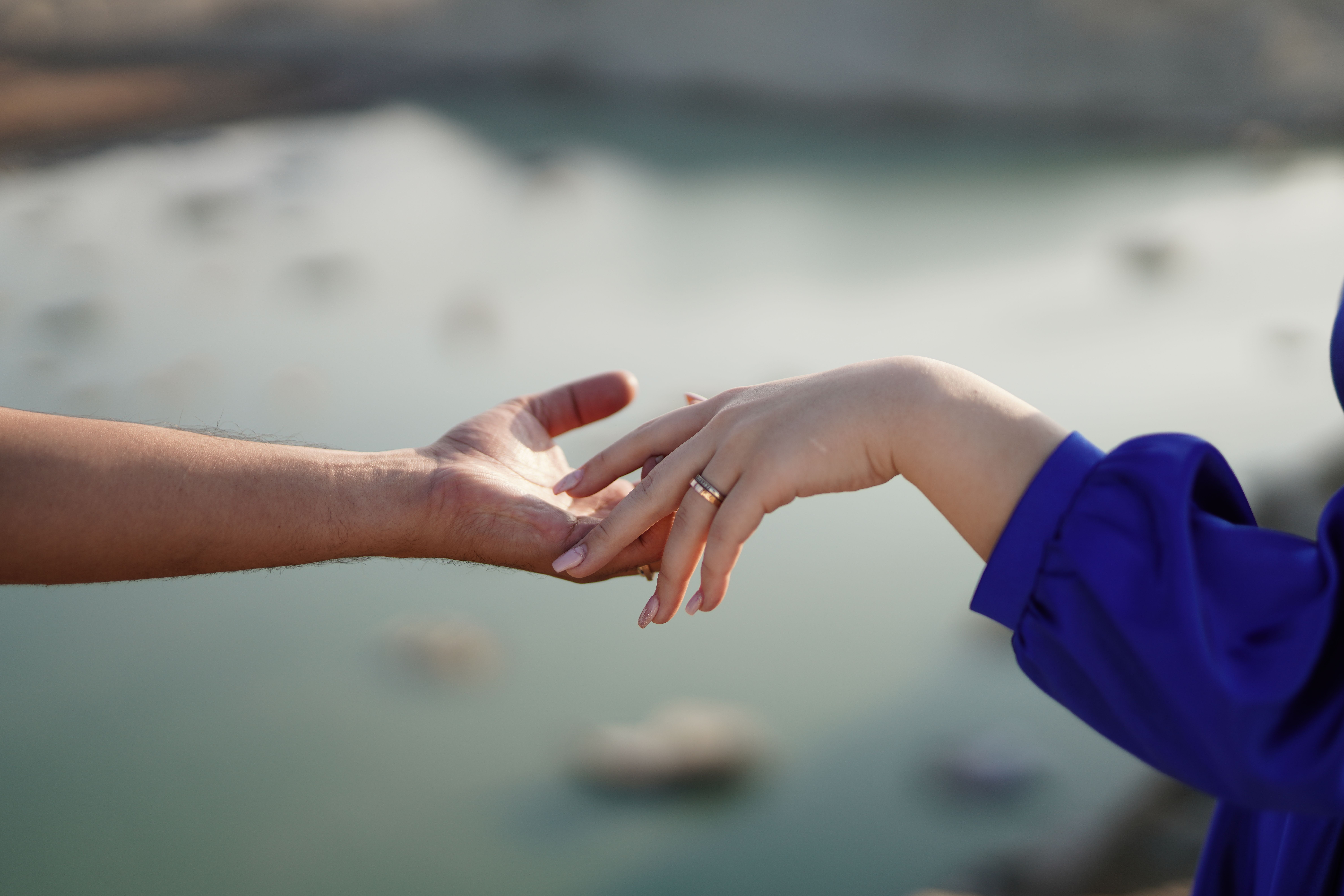 Online Dating Tips for Men: How Not to Blow It Before Date One