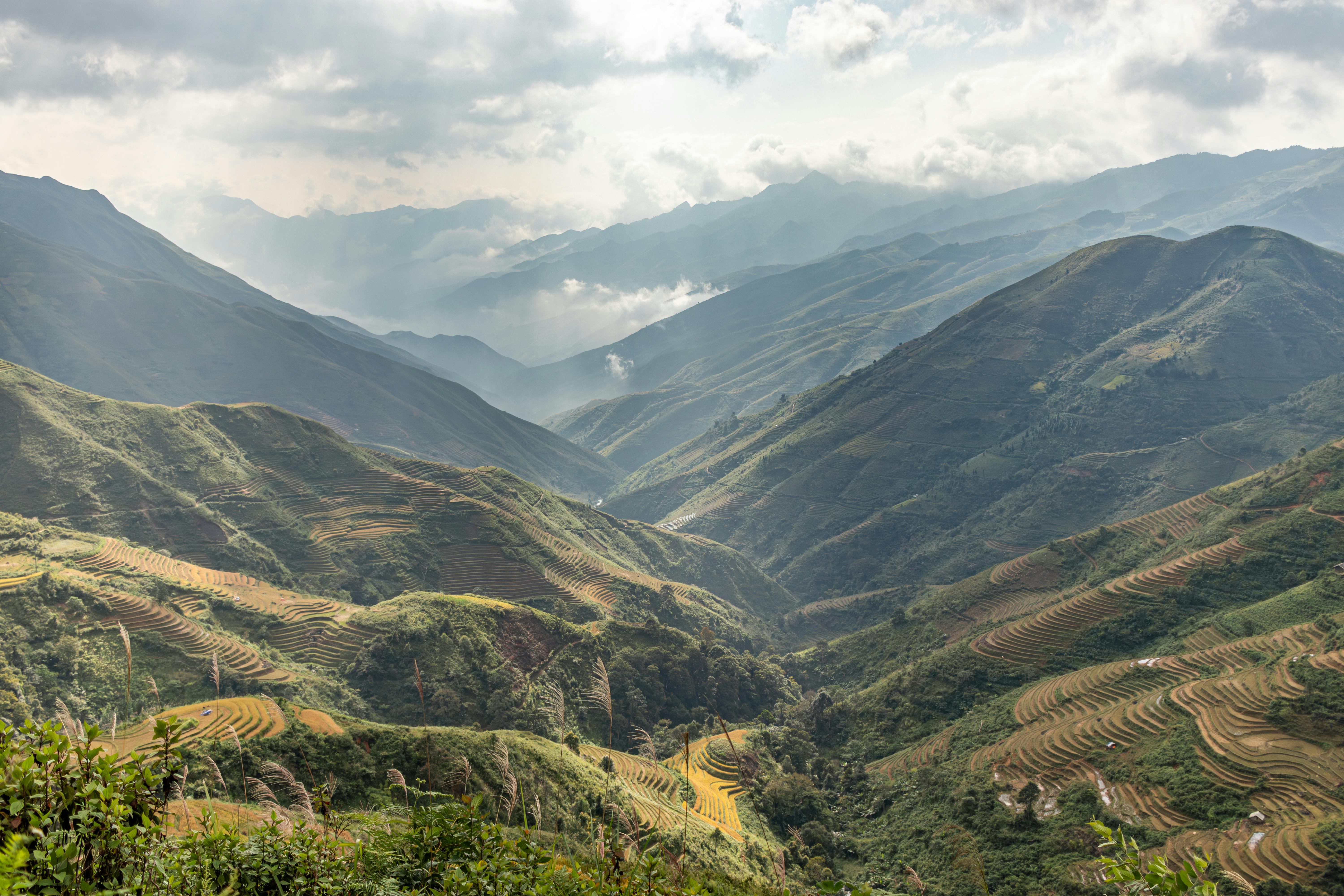 Scenic View of Mountains · Free Stock Photo