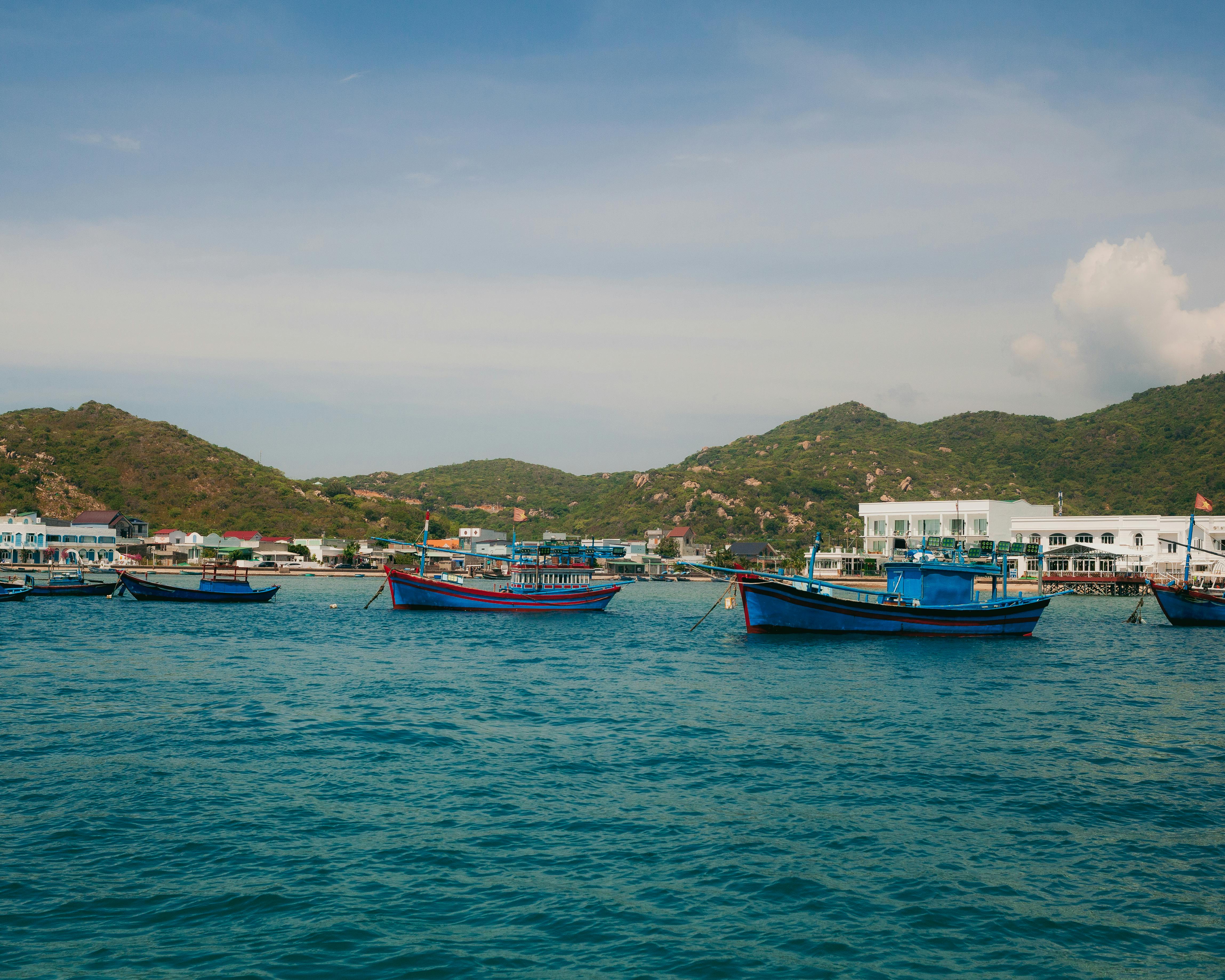 Du lịch Vĩnh Hy: Khám phá thiên đường biển Nha Trang