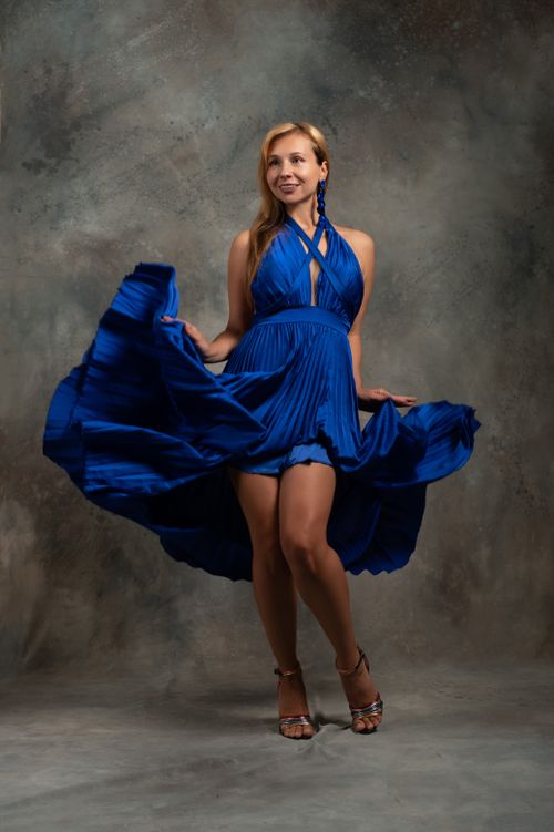 skyrizi blue dress can anyone tell me where i can purchased the skyrizi commercial romper blue dress from...i really want this dress right away...ty