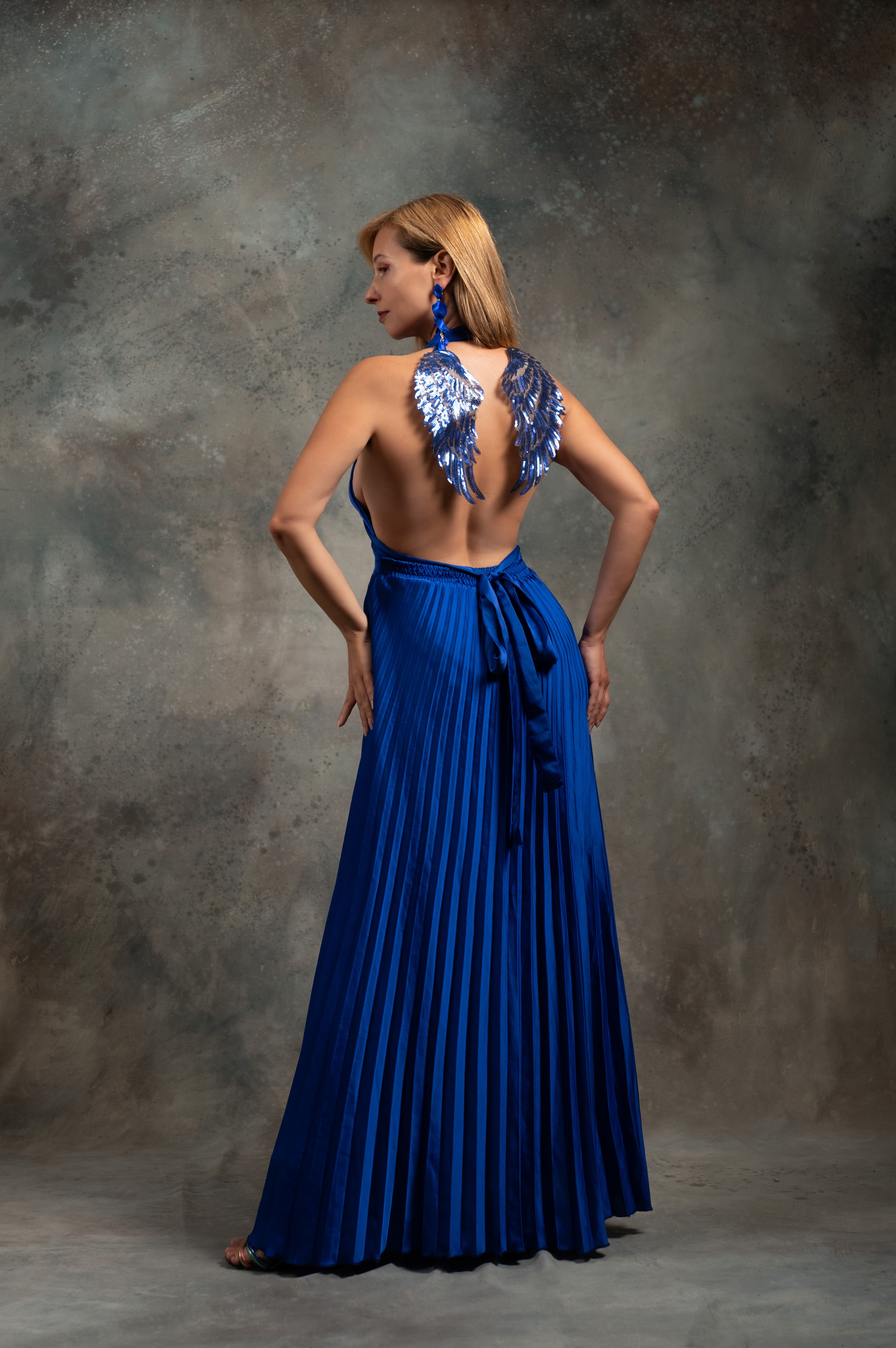 open lace back dress Petal and Pup Women's Fernanda Halterneck Maxi Dress main image 0