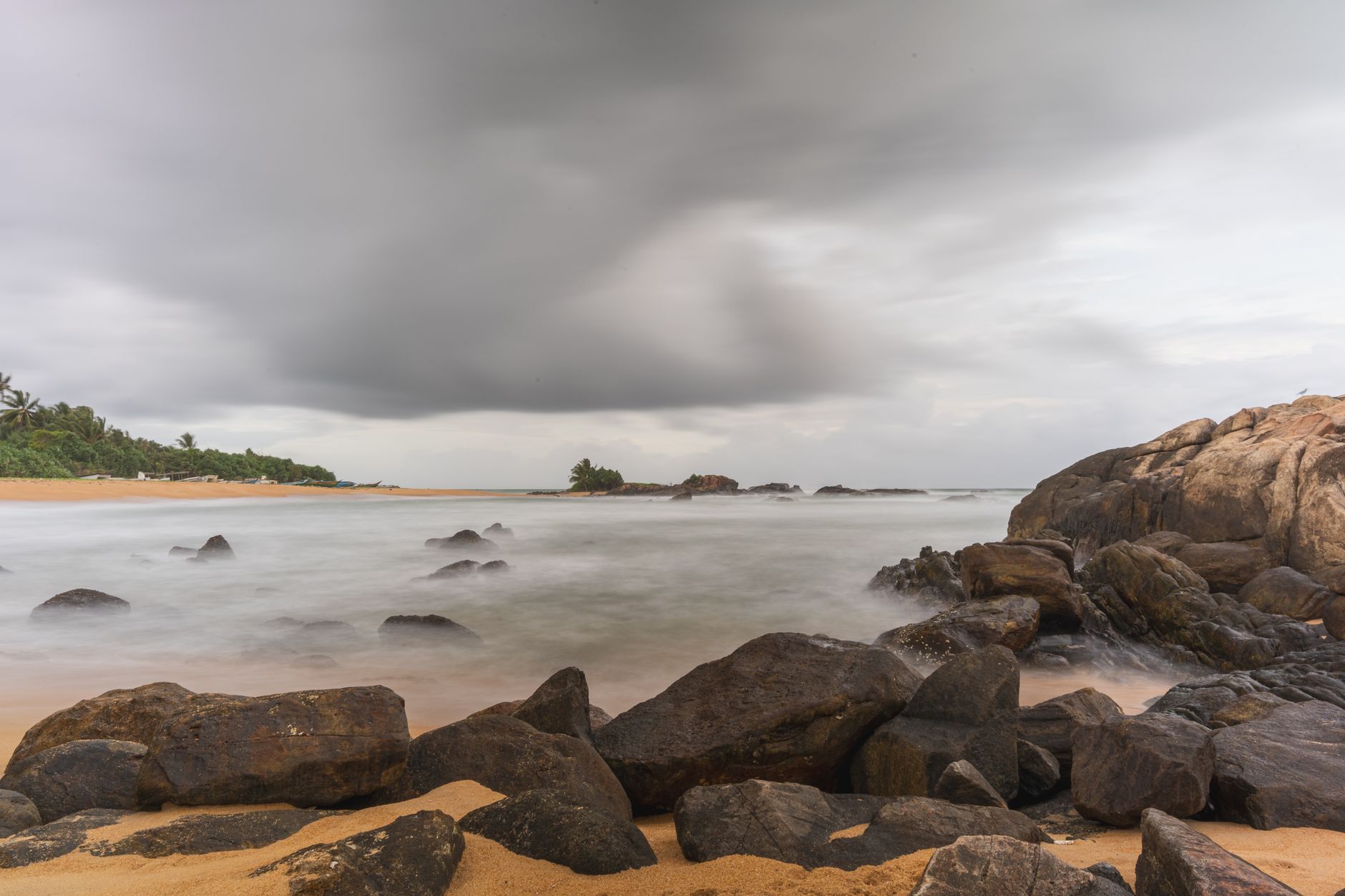 Midigama Beach Sri Lanka: Guide to Surfing, Turtles & Village Life