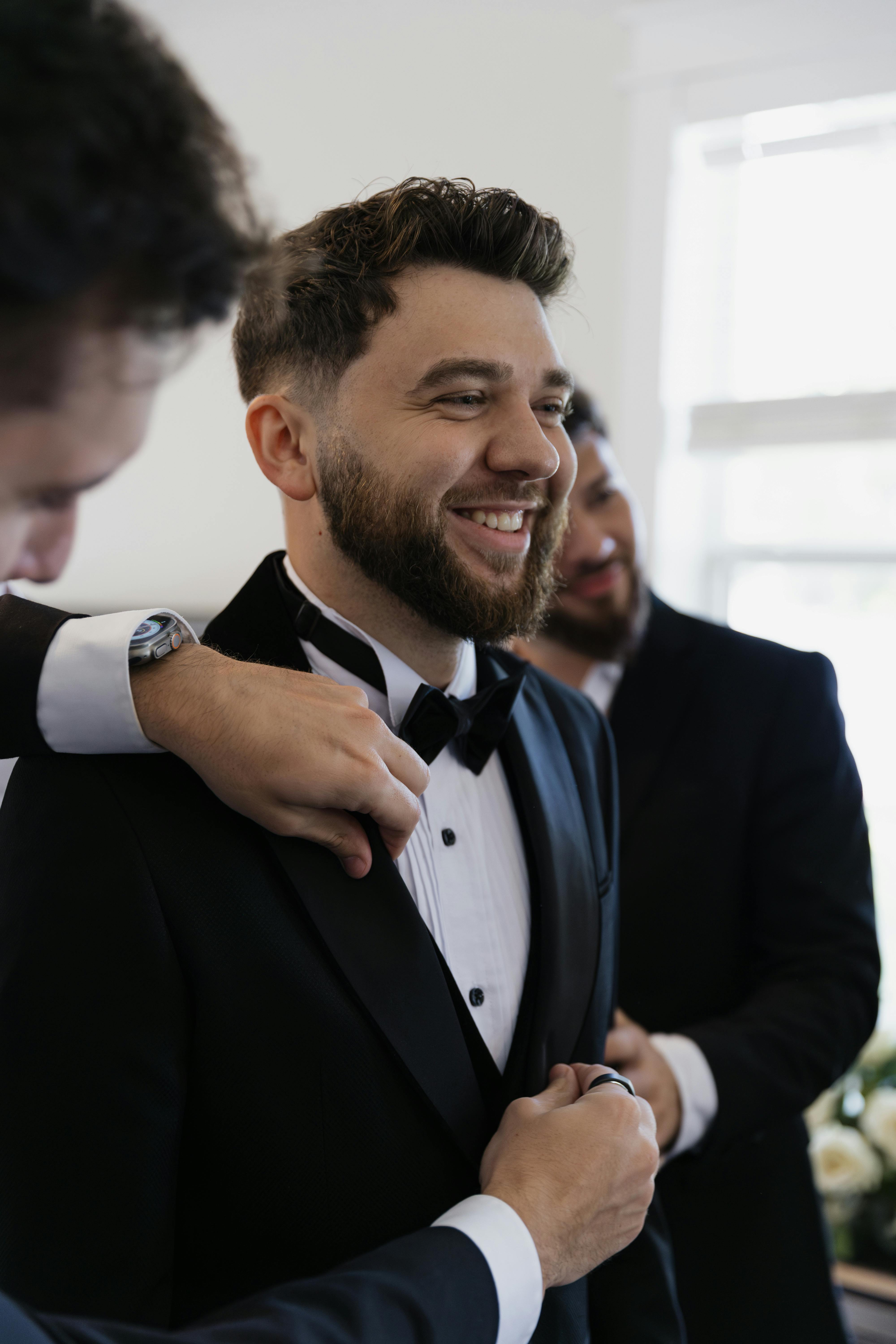 bezplatná Základová fotografie zdarma na téma běloch, chvíle, dobře oblečený Základová fotografie