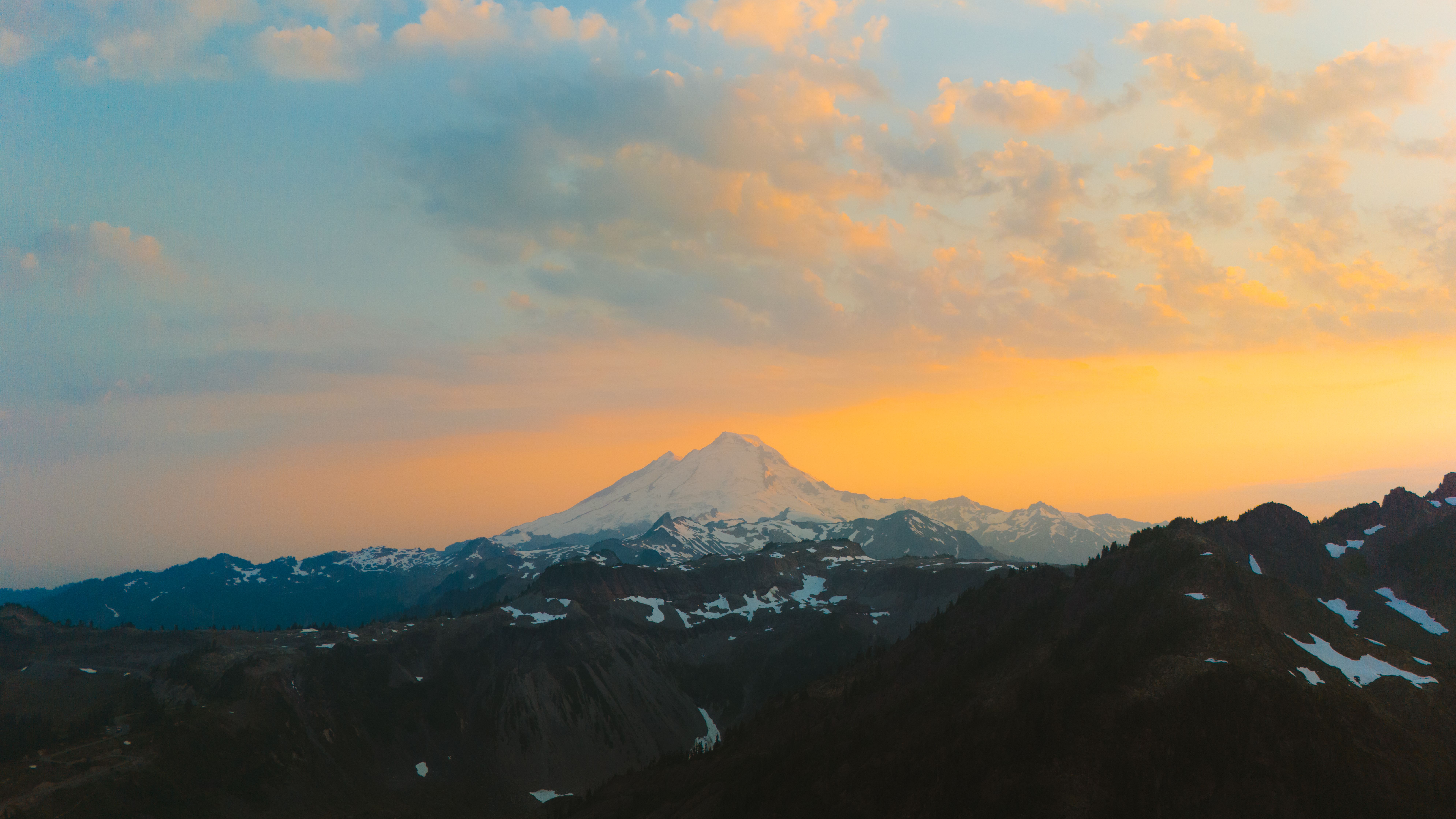 Crystal Mountain, Washington: Cascade Powder Under Rainier