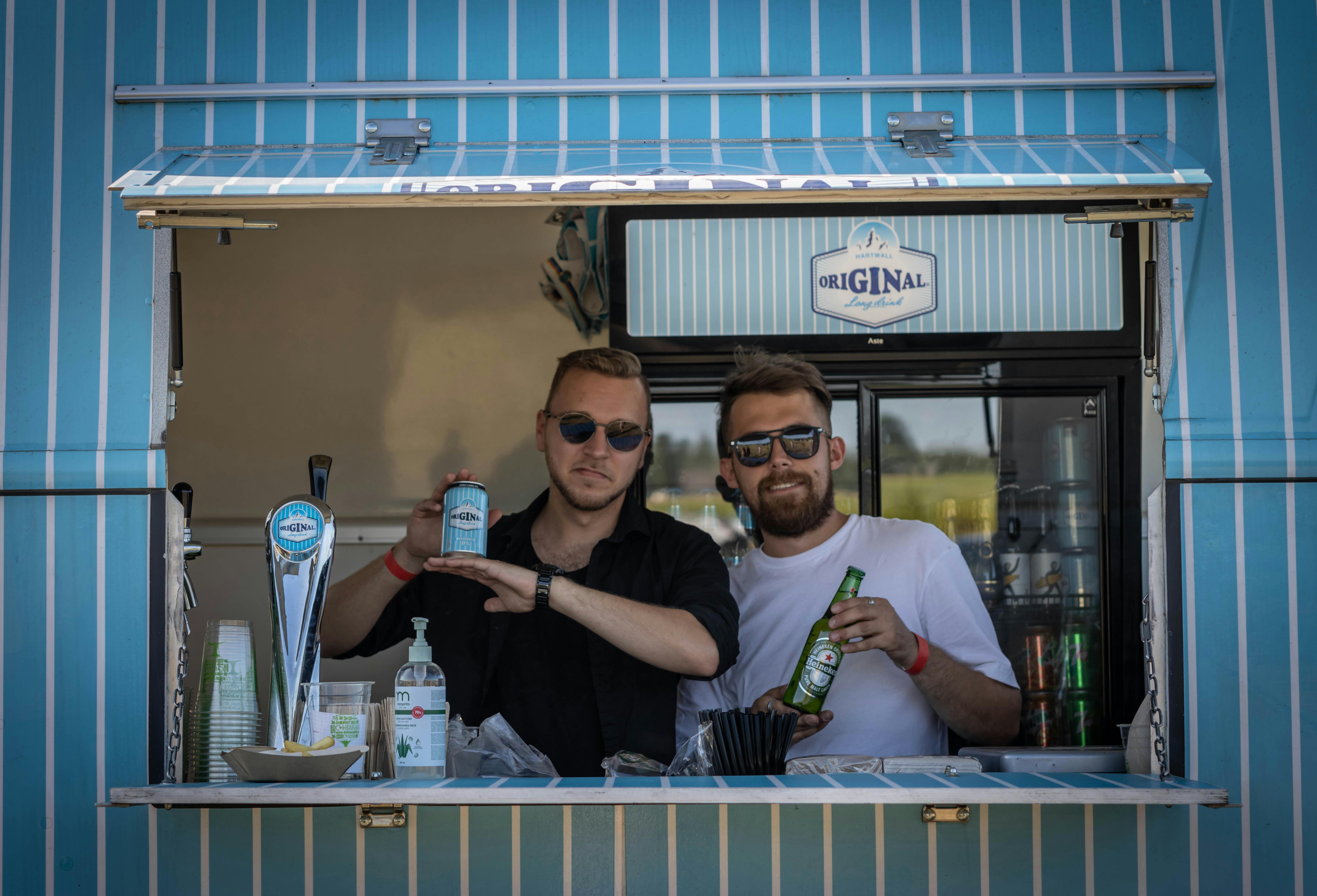 Cerveza Azul Salitos: La Bebida Más Refrescante