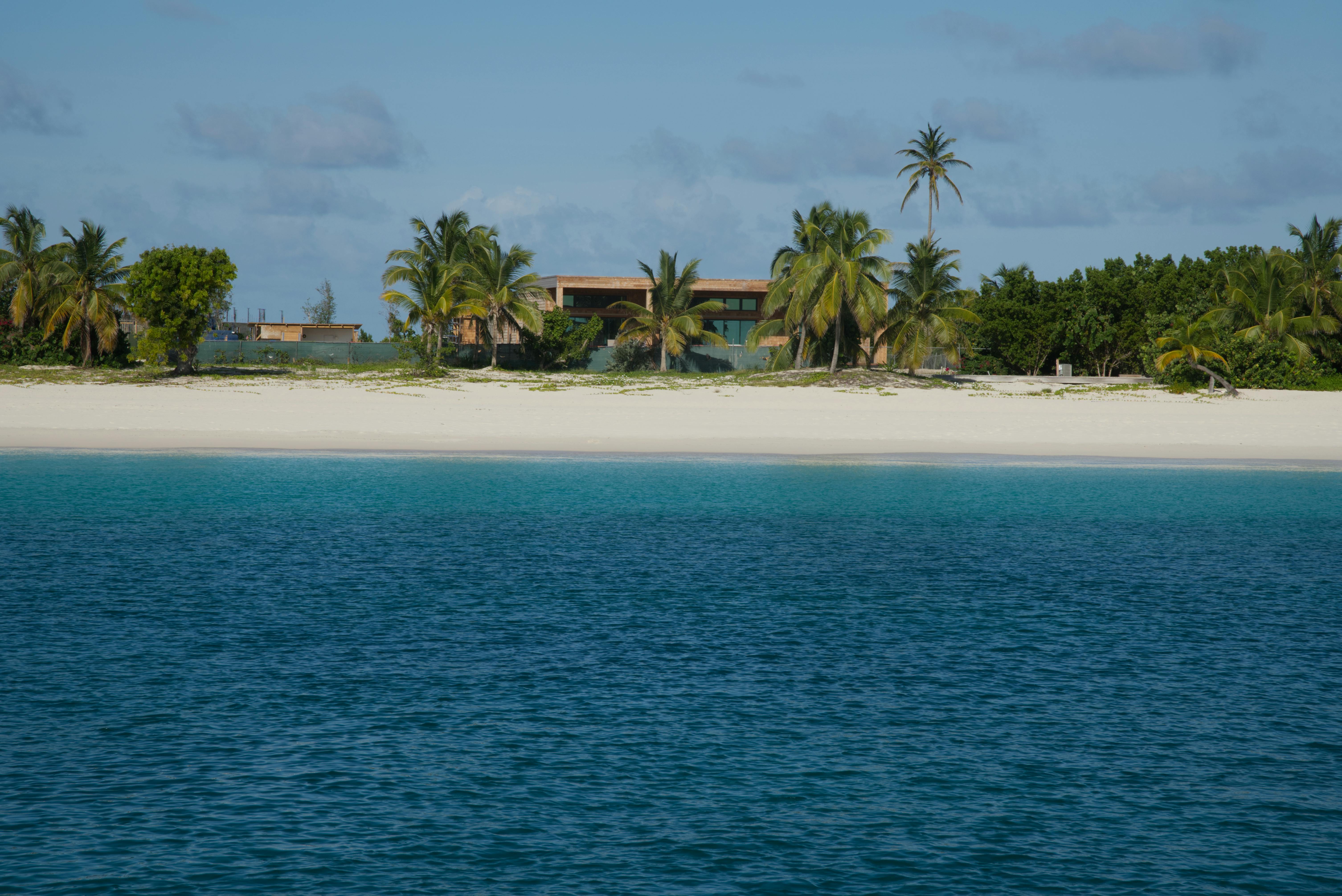 Crump Island Beach