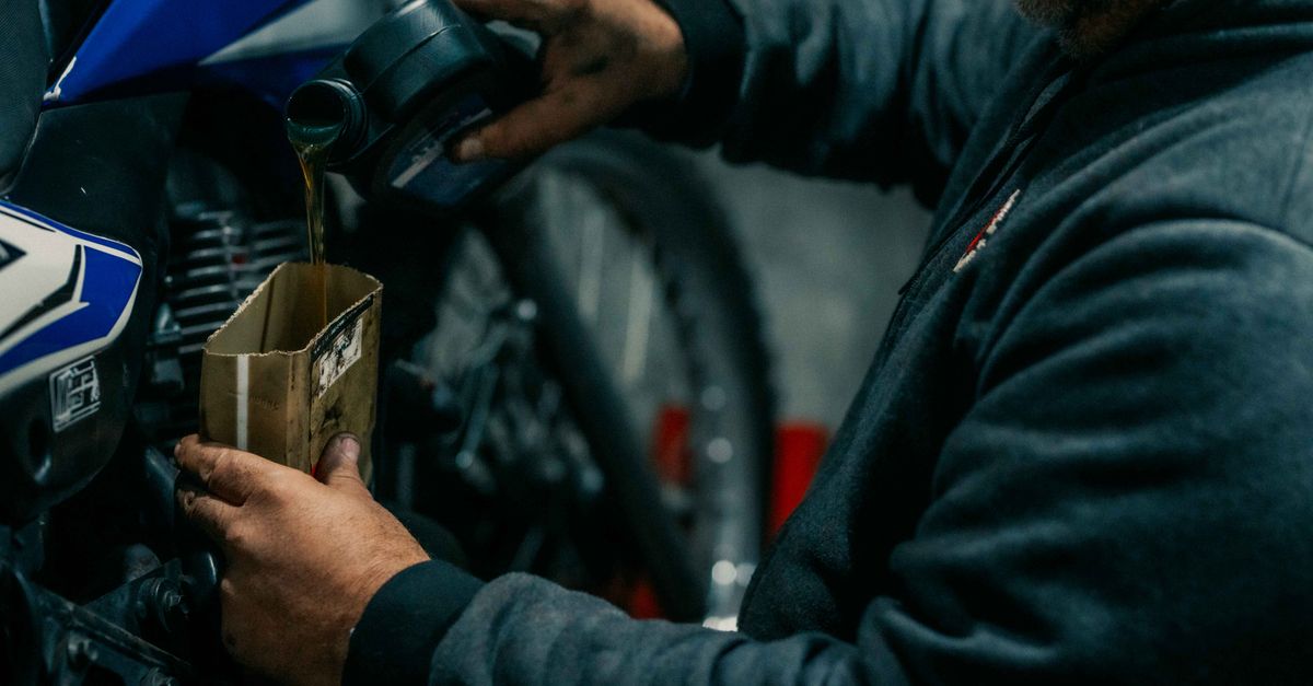 Cambio de aceite de moto en taller especializado ServiMotriz Villavicencio