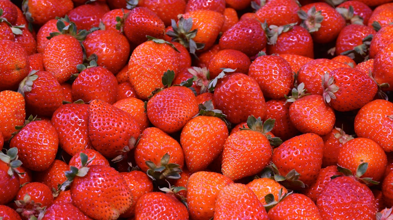 Free Red Strawberry Lot Stock Photo