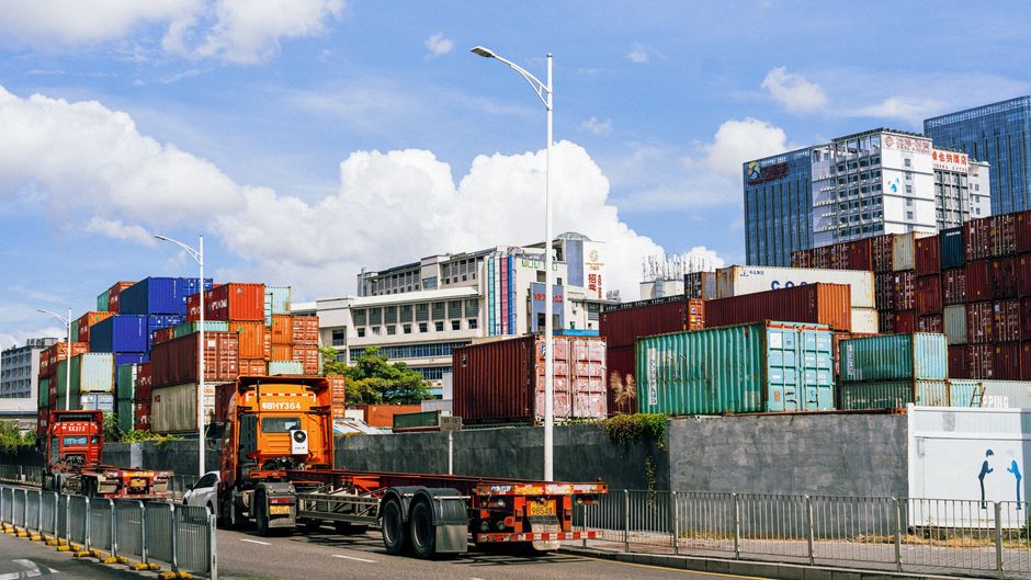 Logistics & Supply Chain
