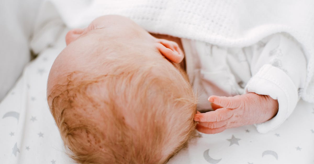 How to measure head circumference infant