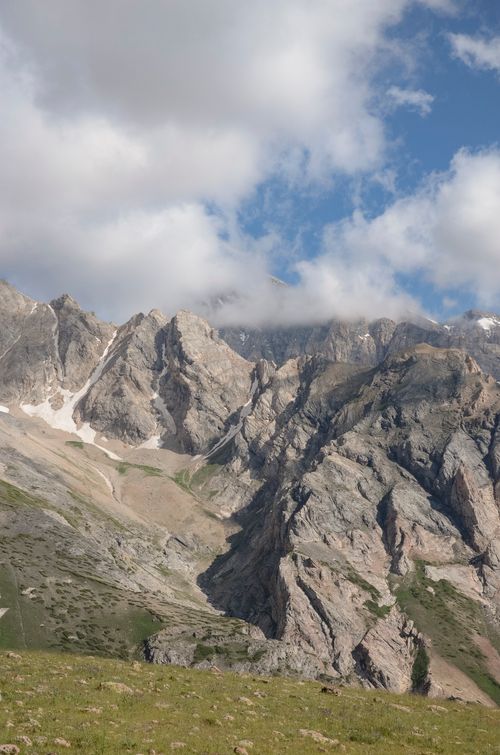 Free Breathtaking view of rocky mountain peaks under a clear sky in Shymkent, Kazakhstan. Stock Photo