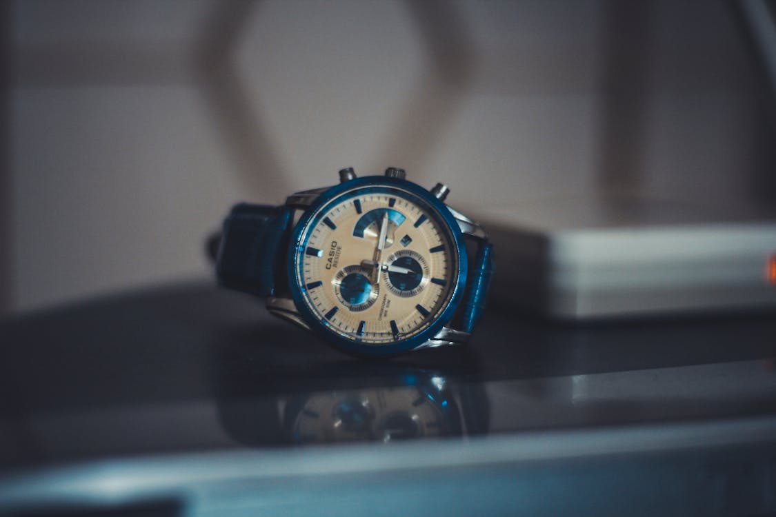 Gratis stockfoto met Analoog horloge, horloge, productfotografie
