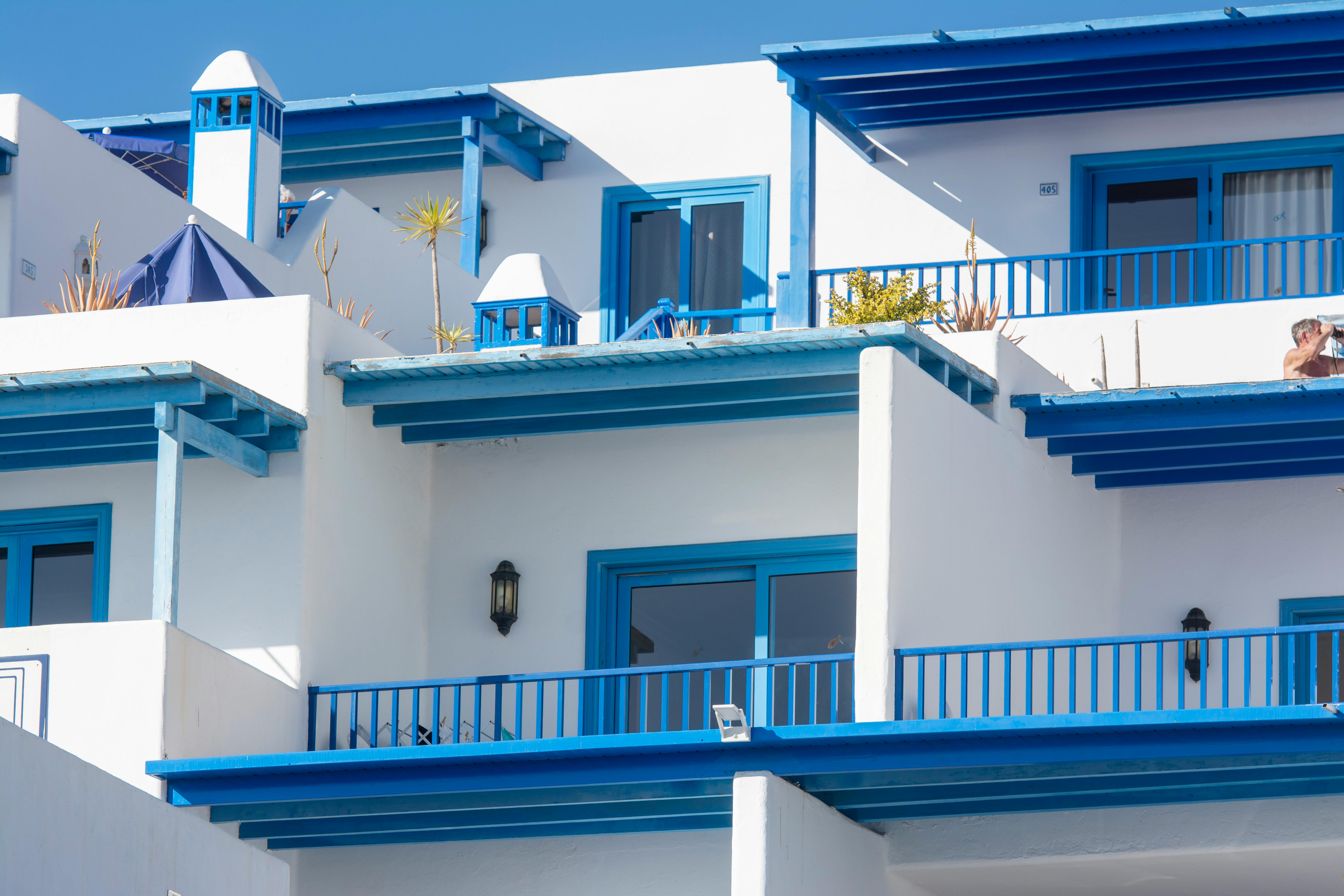 Bando Staff House 2026: 54 milioni per gli alloggi dei lavoratori del turismo. Le associazioni: "Buon inizio, ma non basta"