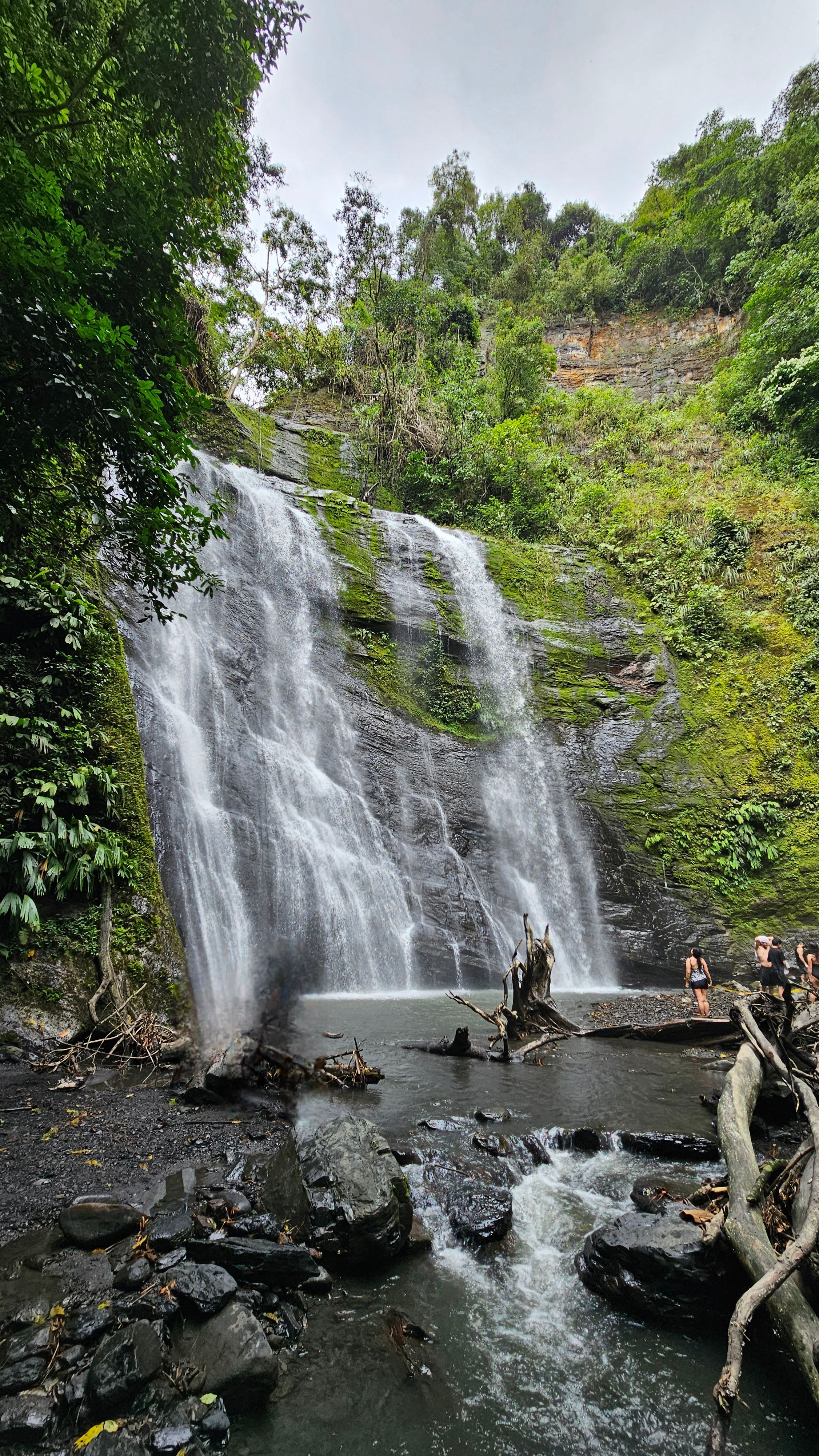Stunning waterfall in Vergara, Cundinamarca, Colombia surrounded by lush greenery.