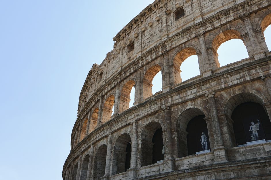 Capture of the iconic Colosseum in Rome, showcasing its ancient architectural beauty.