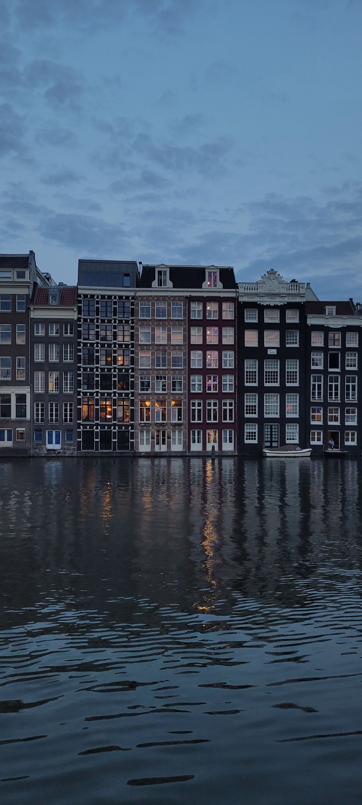 Amsterdam — City of Canals and Capital of Freedom (6)