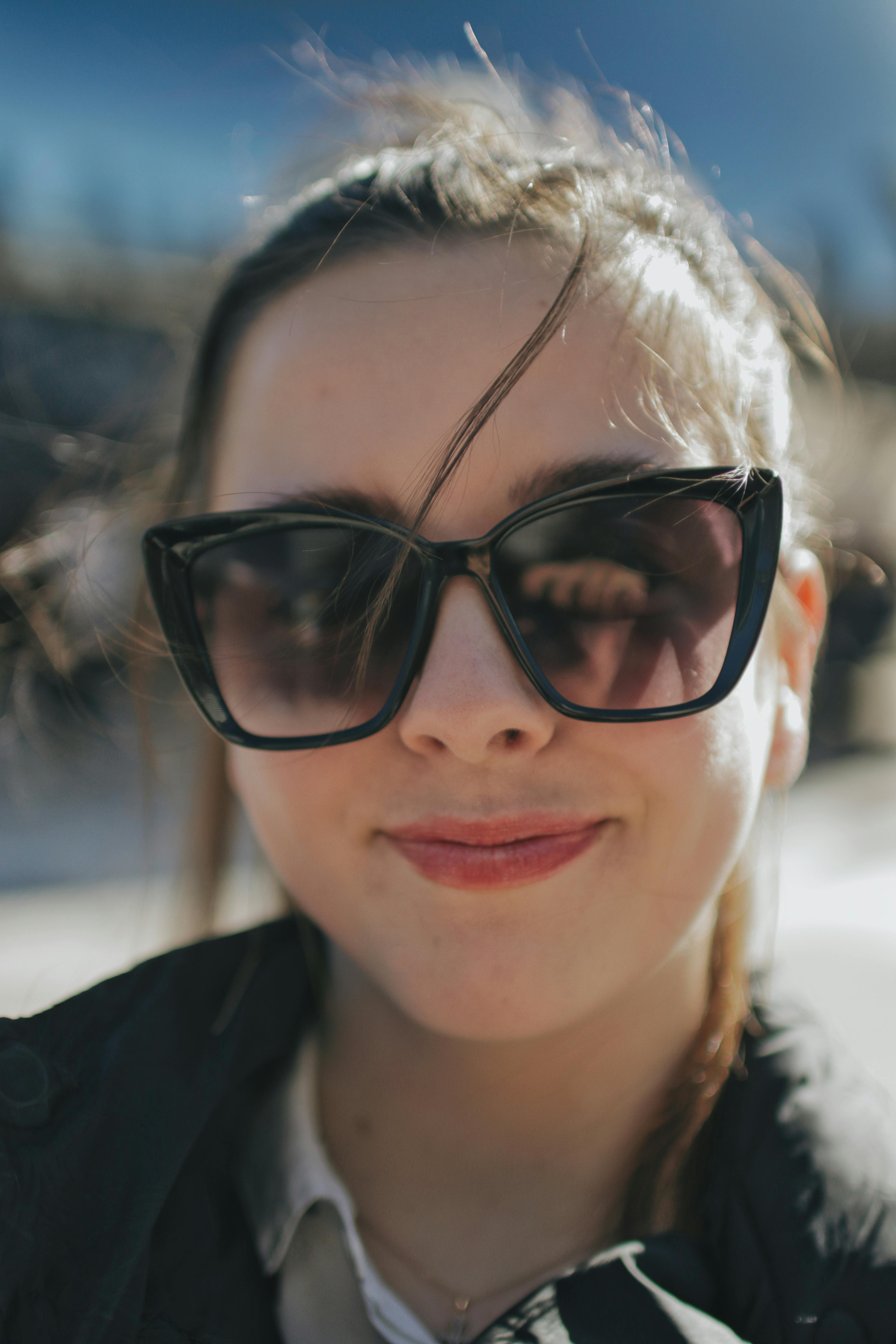 grátis Foto profissional grátis de alegre, ao ar livre, autoconfiante Foto profissional