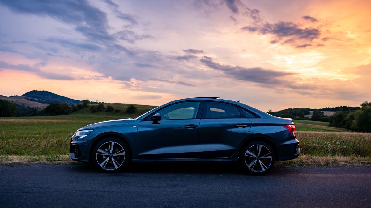 Przykładowe ogłoszenie samochodu na Motokracji - Audi A4