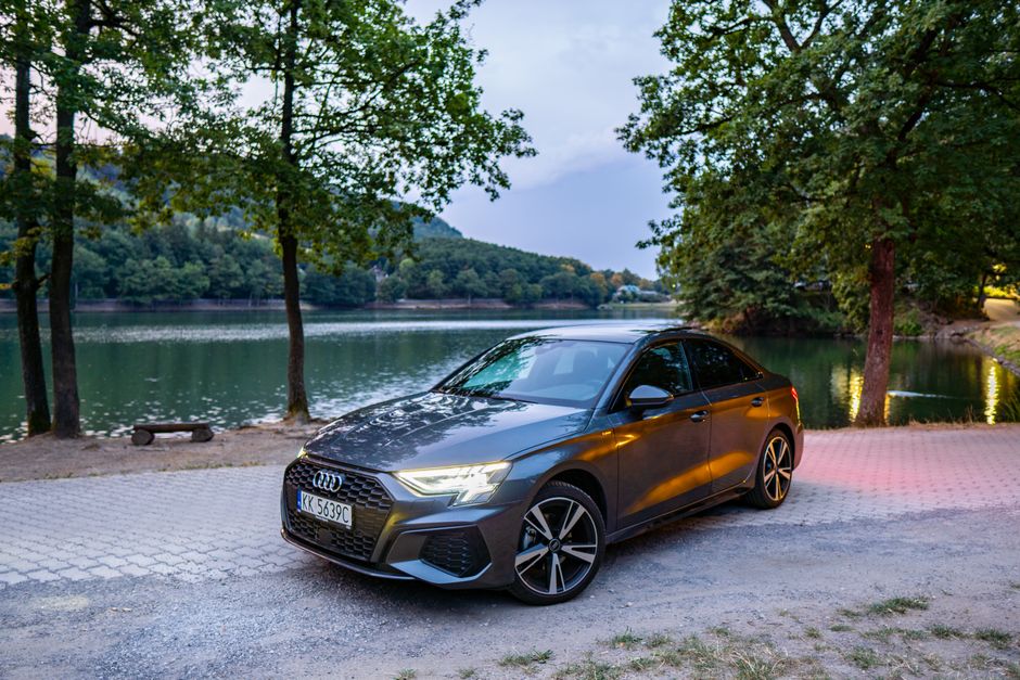 Mitsubishi Outlander 2025 года в России - Почему он лучше китайских автомобилей?