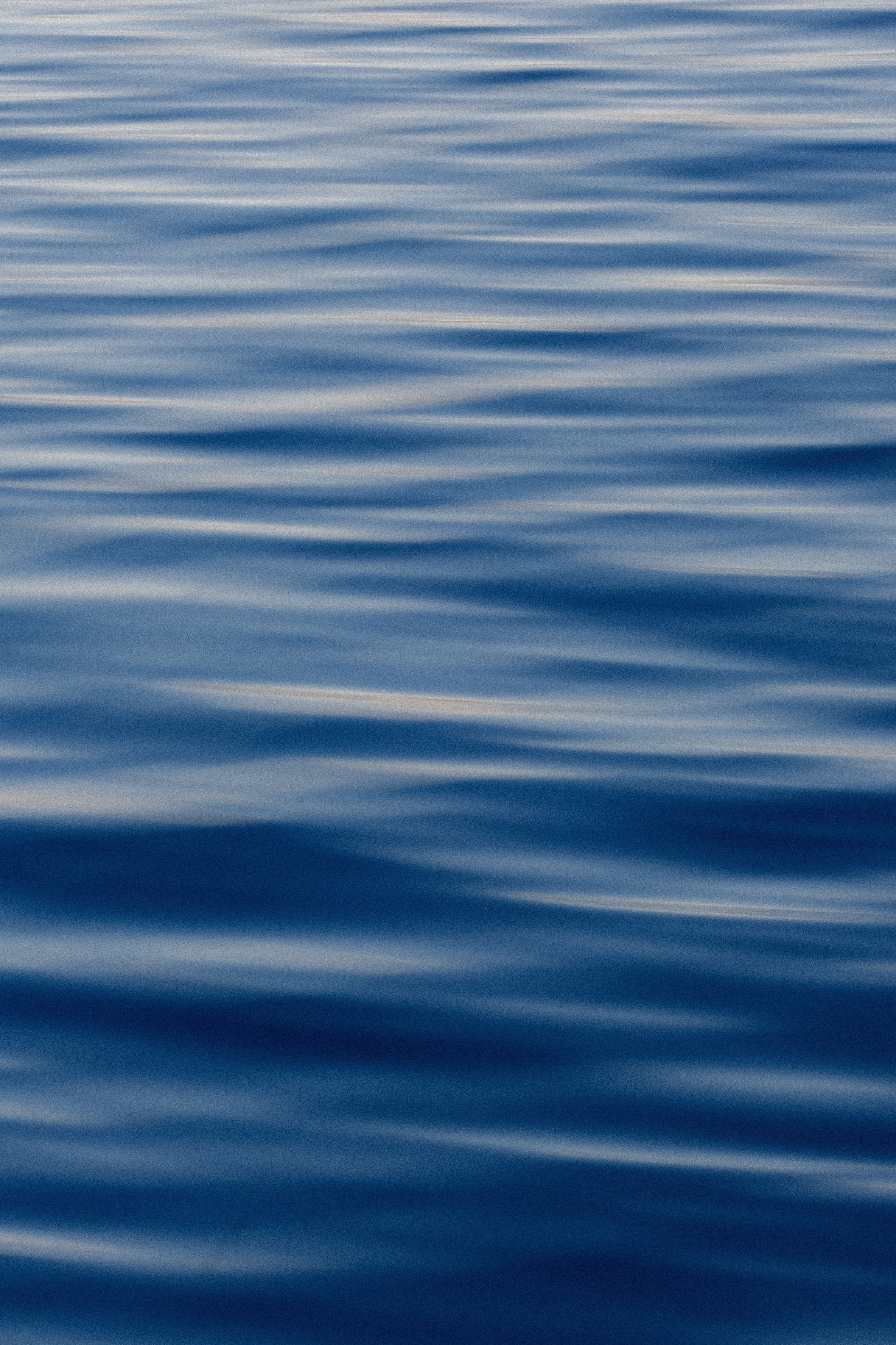 A close up of the water surface with waves · Free Stock Photo