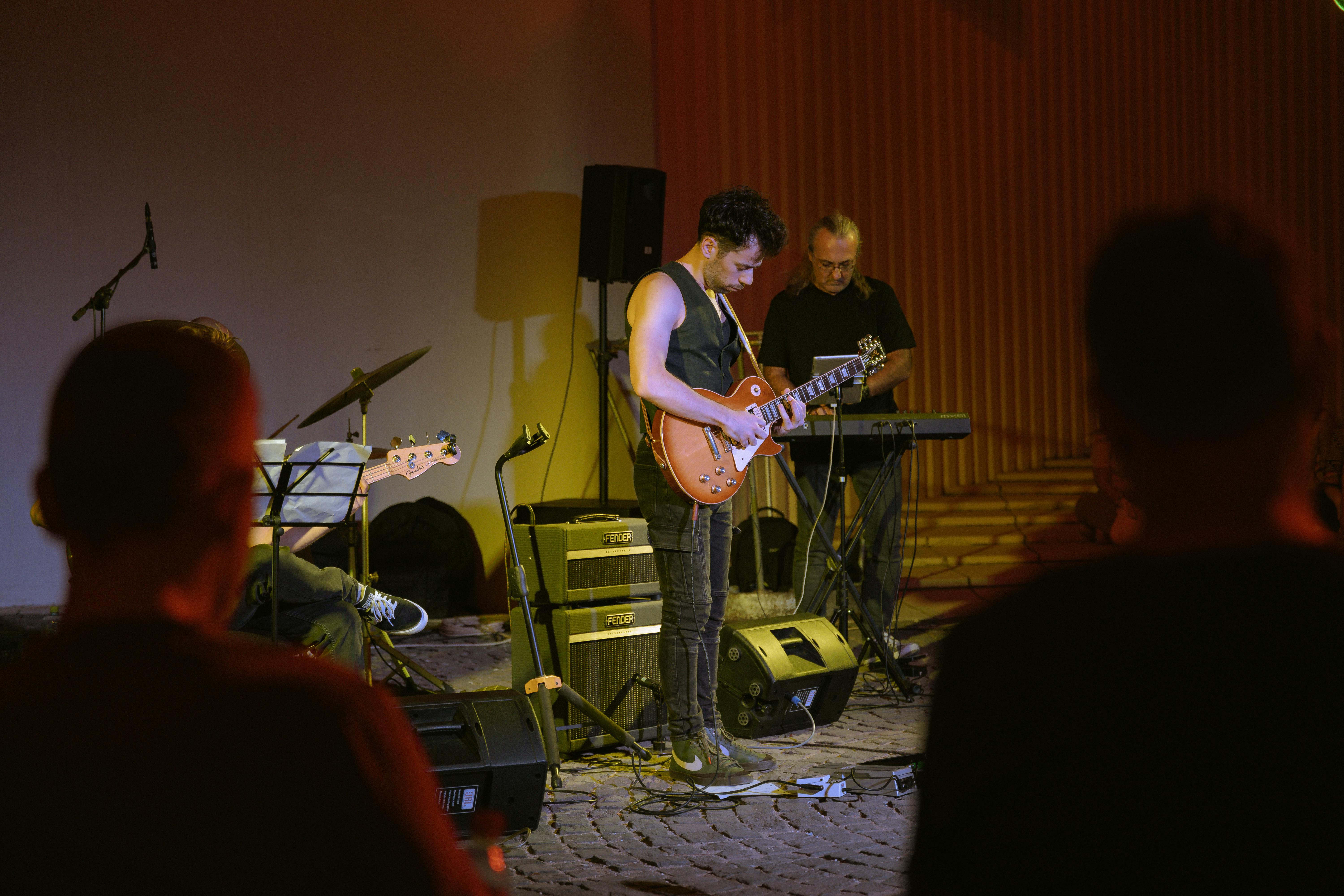 Nirvanna the Band the Show the Movie review: 2026's greatest Canadian export — Photo by Aleksandar Andreev on Pexels