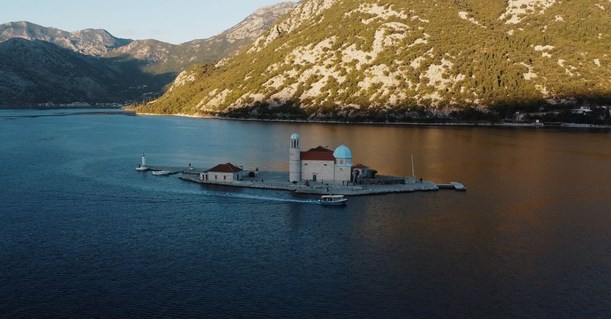 Montenegro: RSE turística que protege parques naturales y promueve empleo local Montenegro: RSE turística que protege parques naturales y promueve empleo local