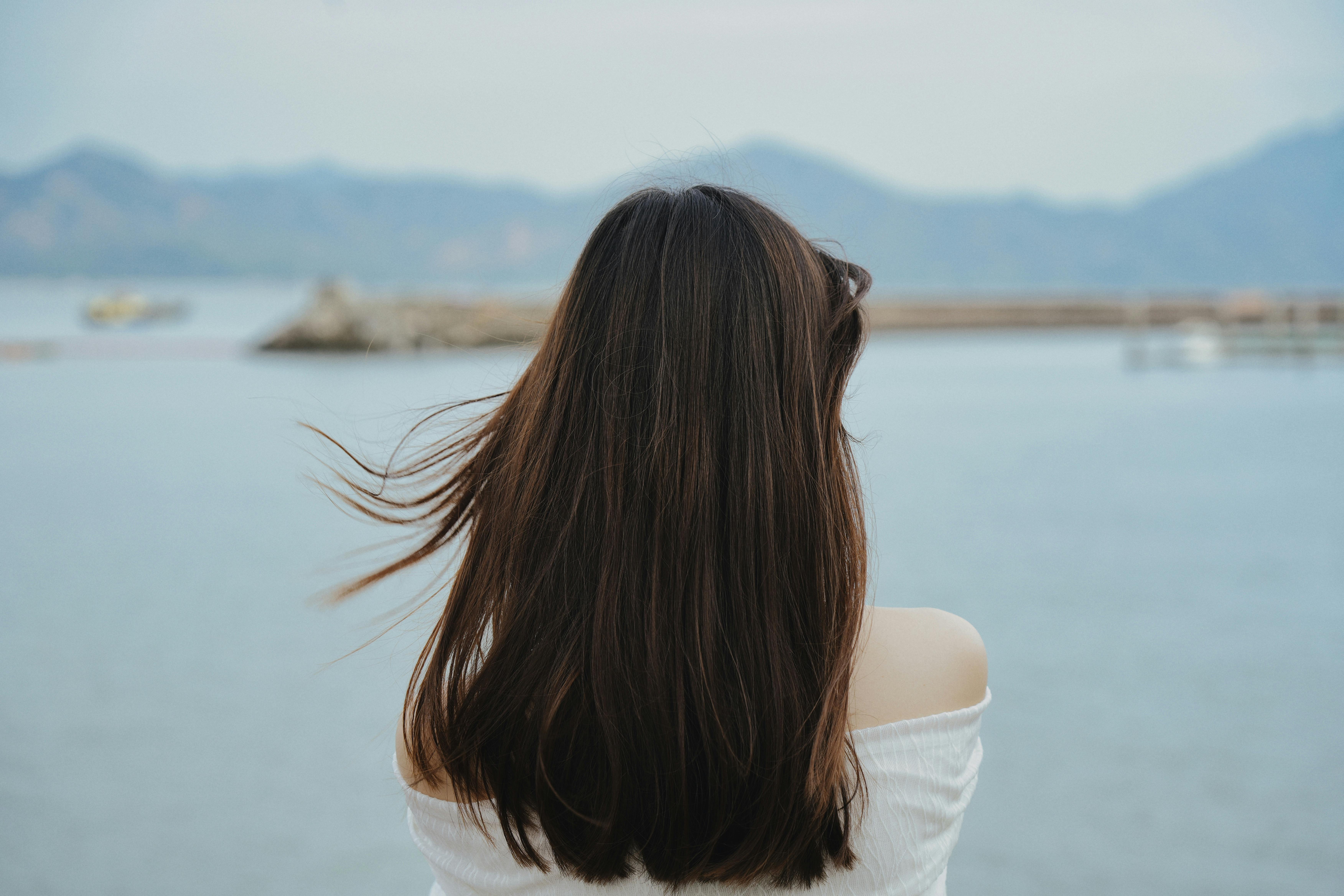 Beauty guide: Why Your Hair Is Frizzy and Exactly How to Fix It: An Expert Guide