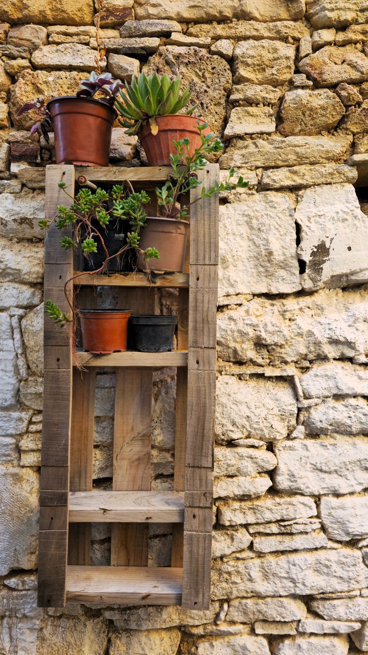 Install a Small Outdoor Shelf
