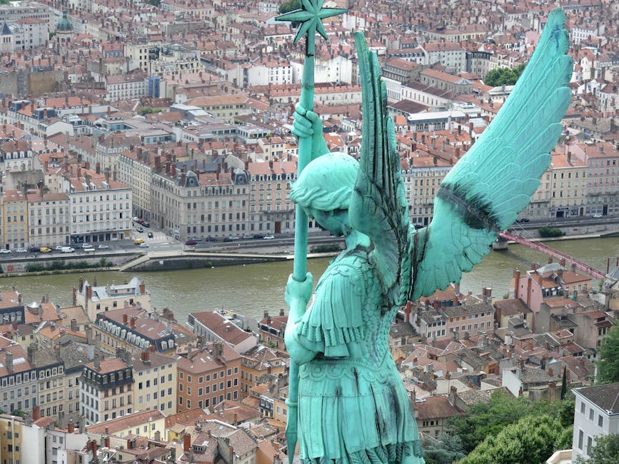 Trouver un Travail à Lyon : Le Guide Complet 2026