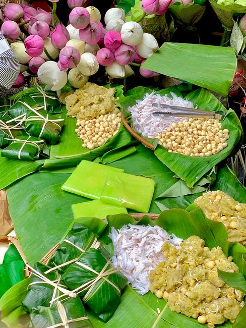 The Lotus in Vietnamese Cuisine and Medicine The Lotus in Vietnamese Cuisine and Medicine