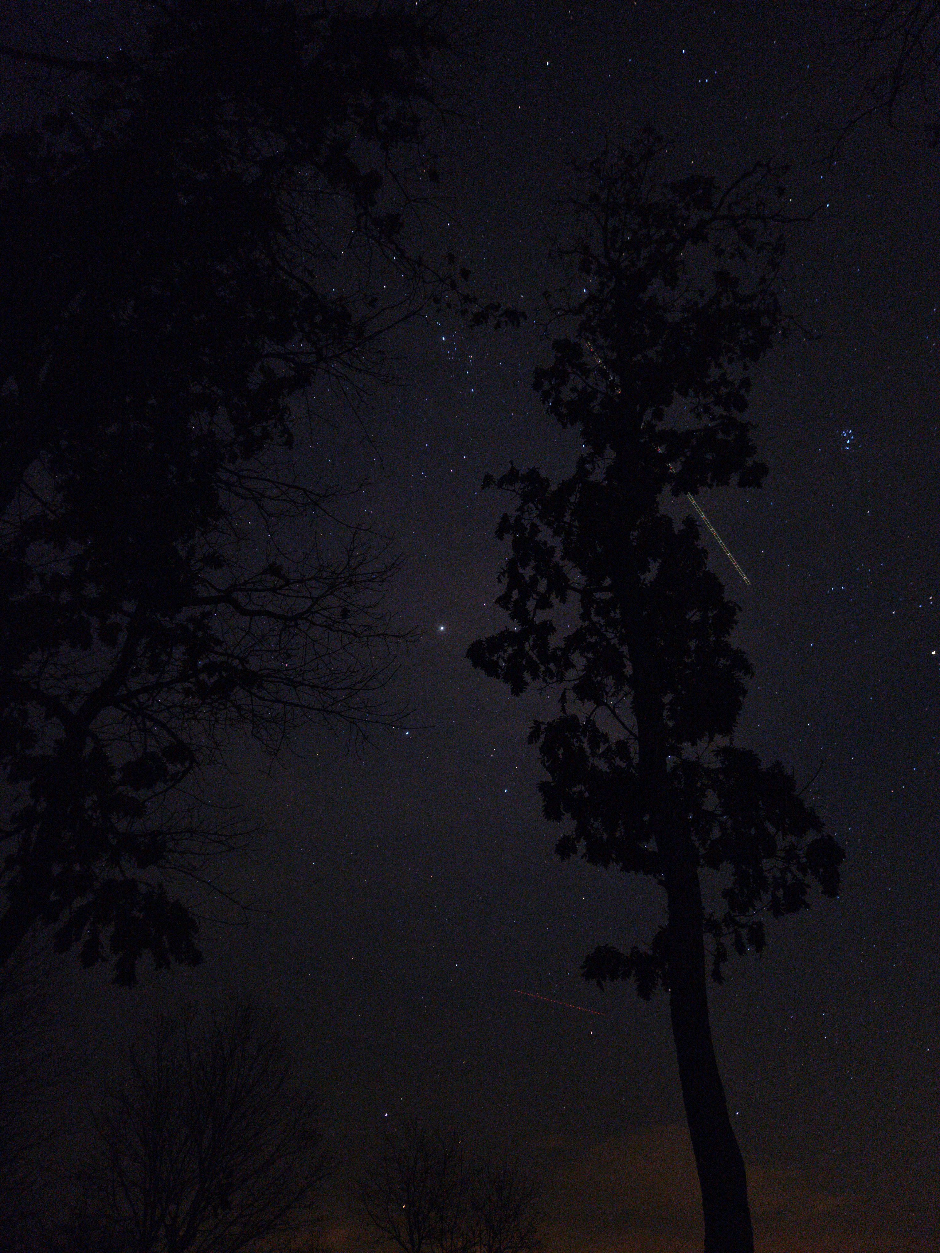 Meteor Shot Photos, Download The BEST Free Meteor Shot Stock Photos ...