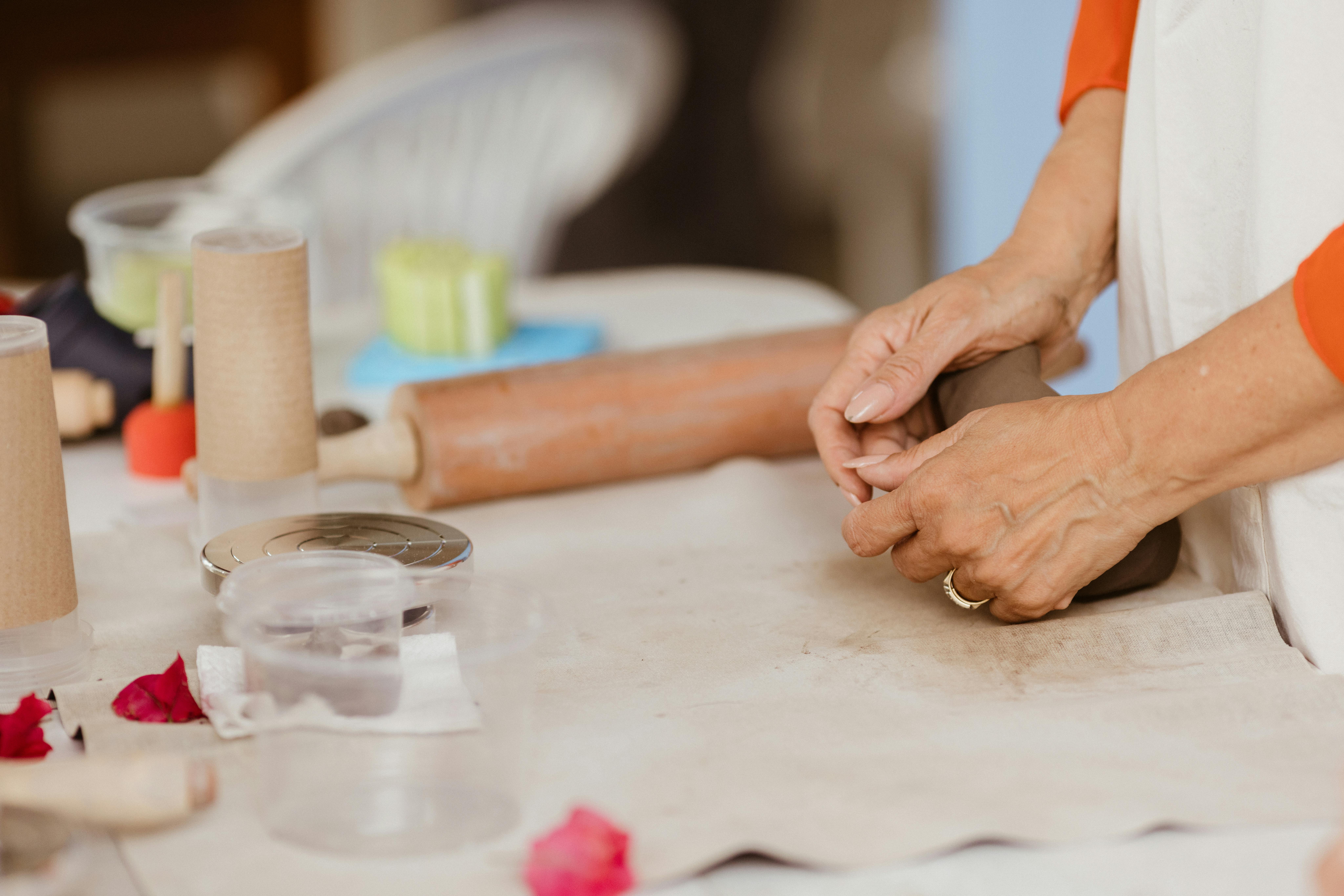 Asesoría jurídica para empleadas de hogar y cuidados