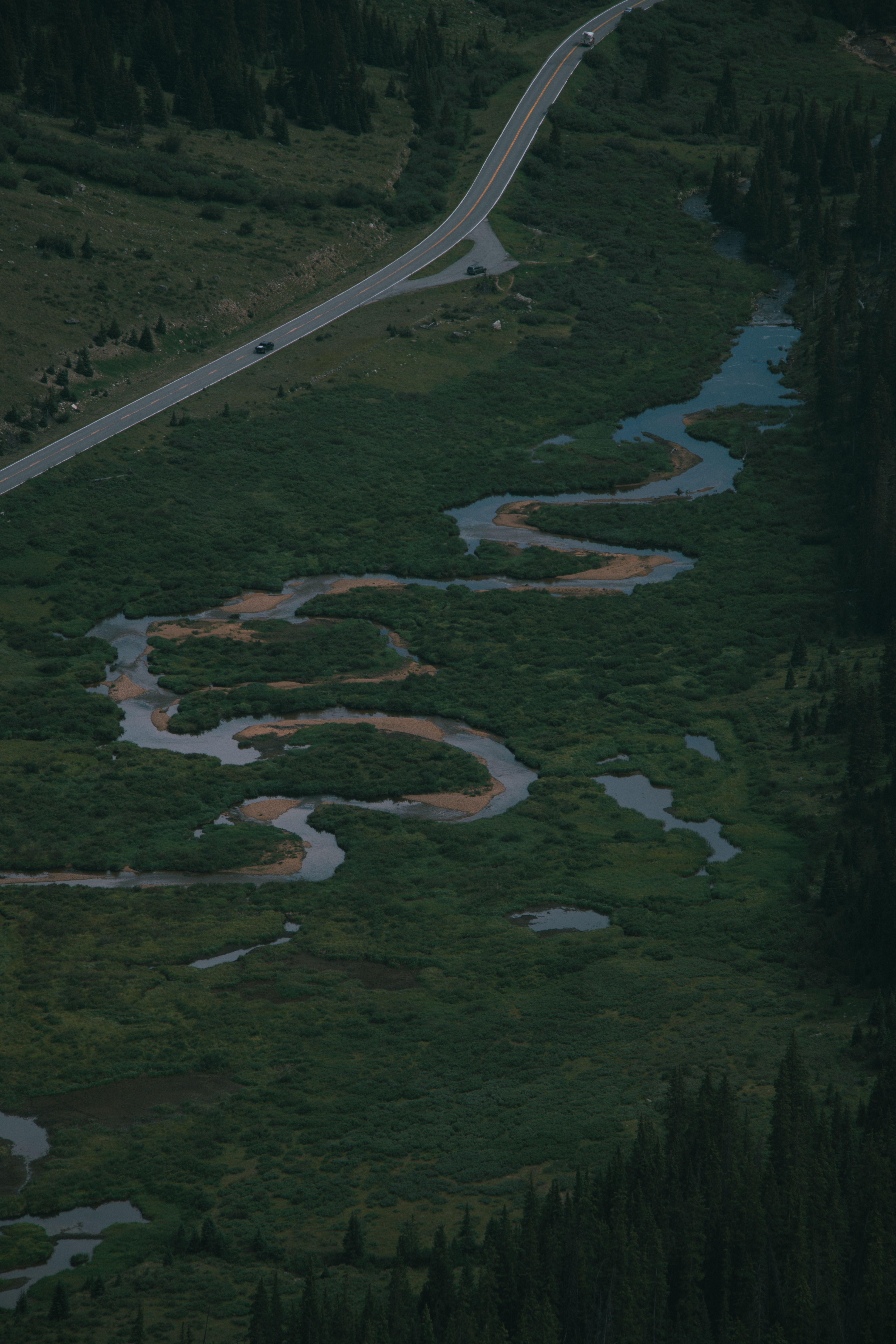 A view of a river and a road · Free Stock Photo