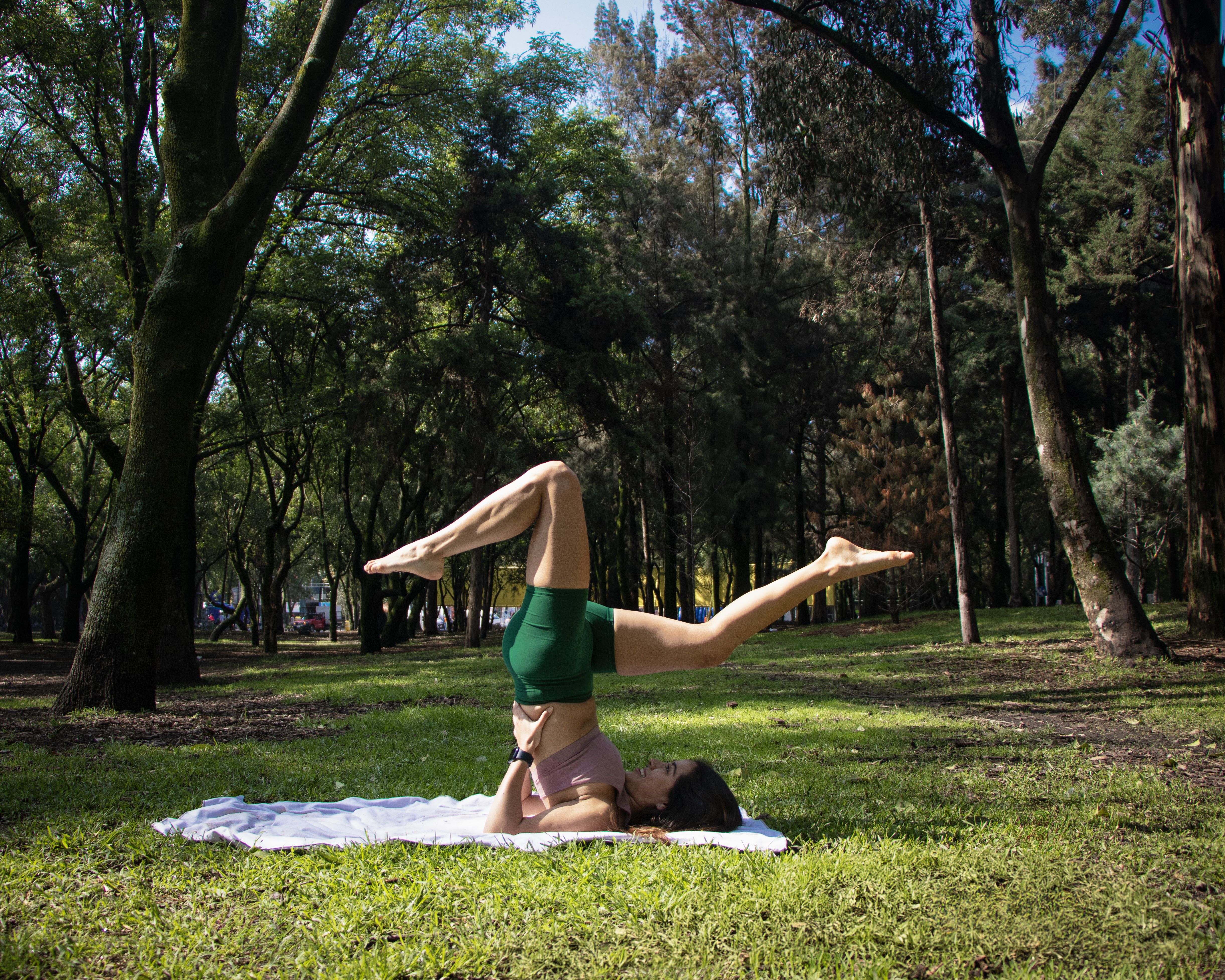 exercícios de ioga para iniciantes em casa Tabela Comparativa: Estilos de Yoga p