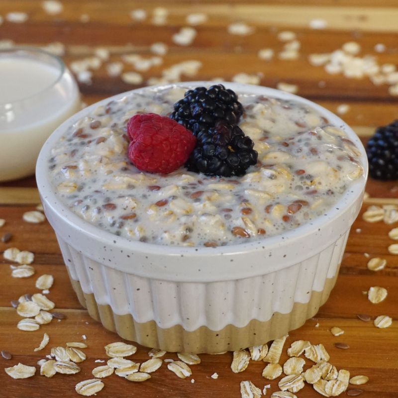 Creamy Honey Chia Overnight Oats