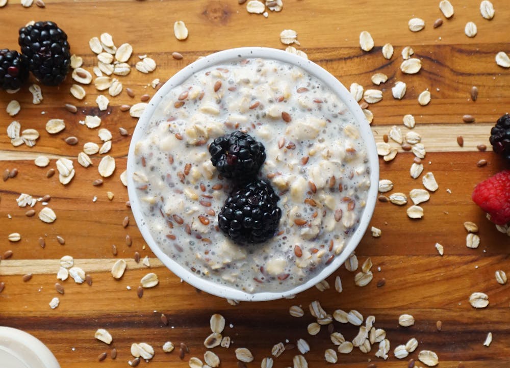 Overnight Oats with Berries