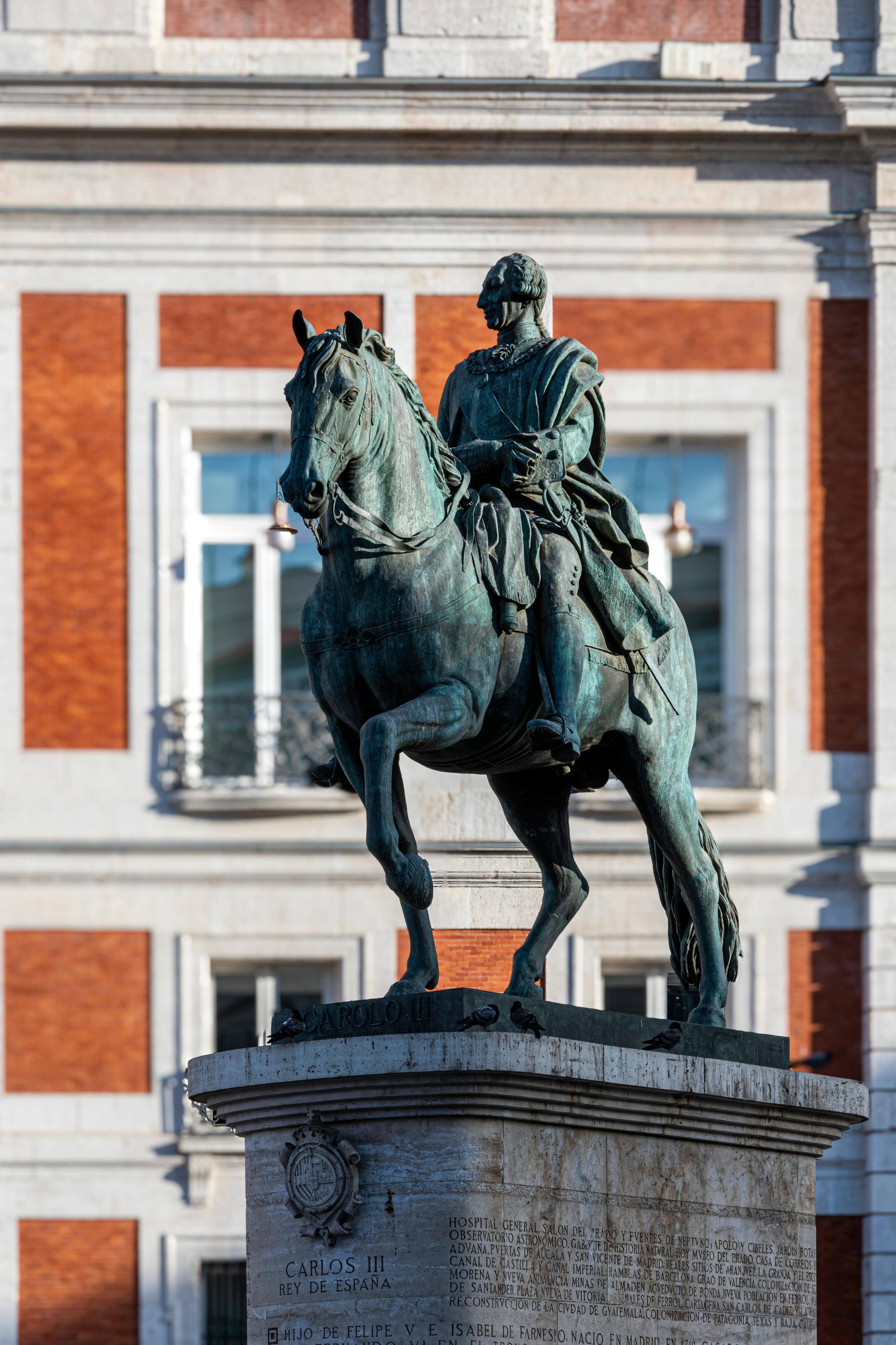 monumento a carlos