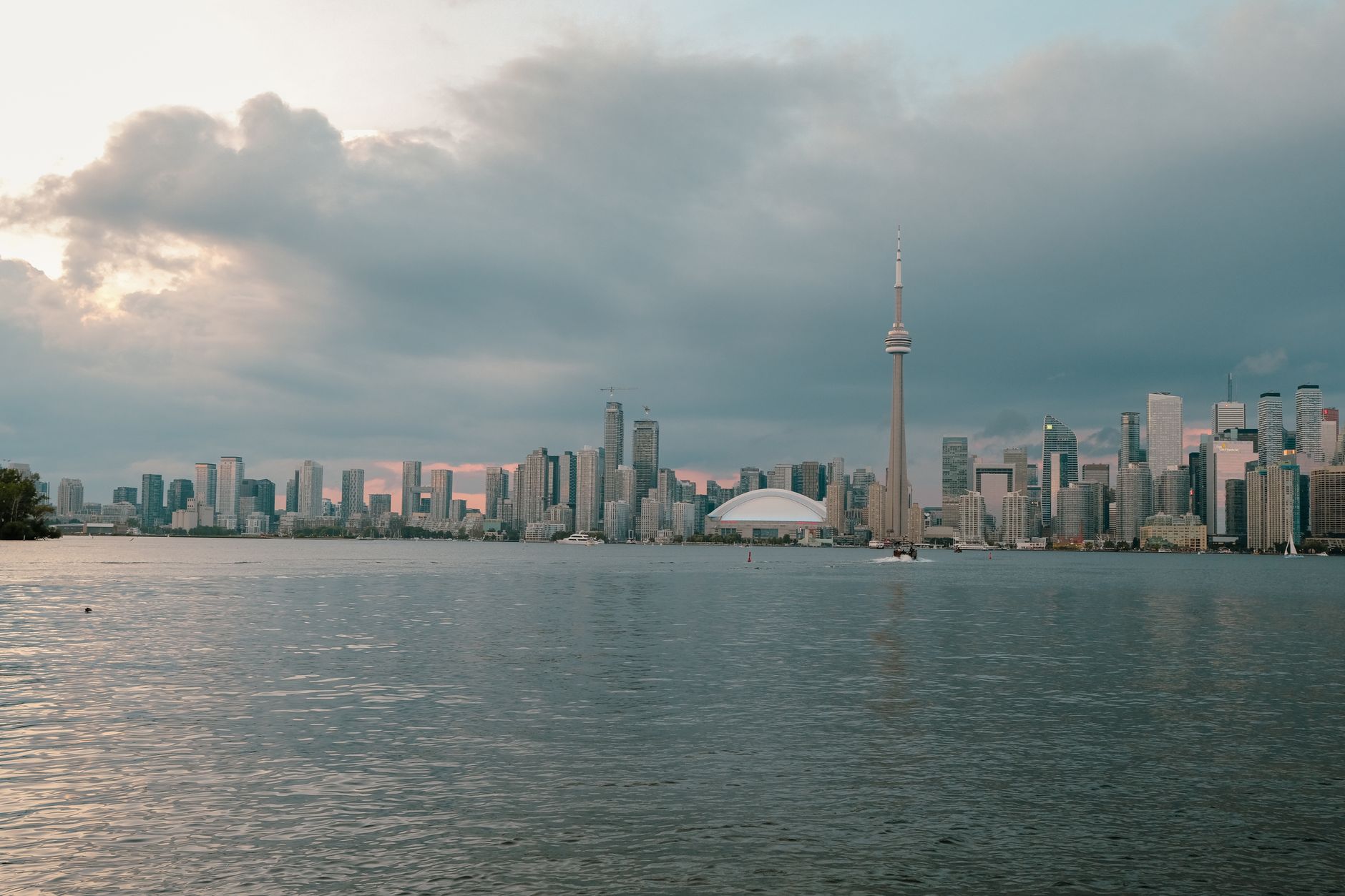 Planning a Milestone Birthday Trip: Flights, Hotels & Experiences