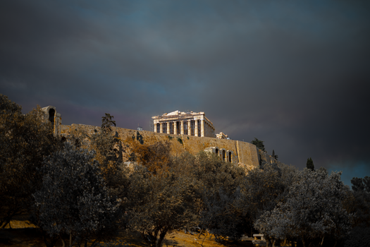 Psirri tavernas and rooftops night — Athens