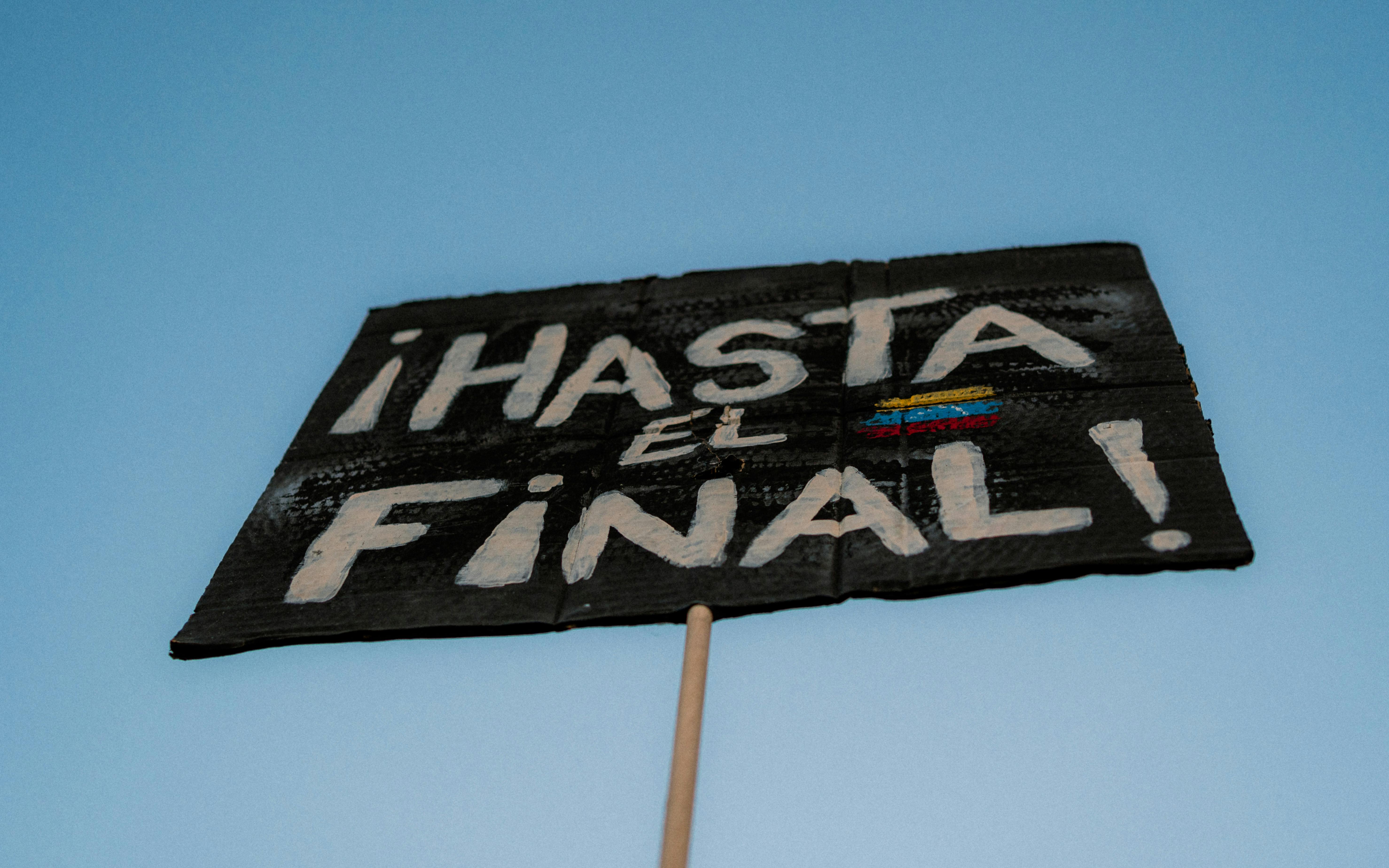 a sign that says haistat final