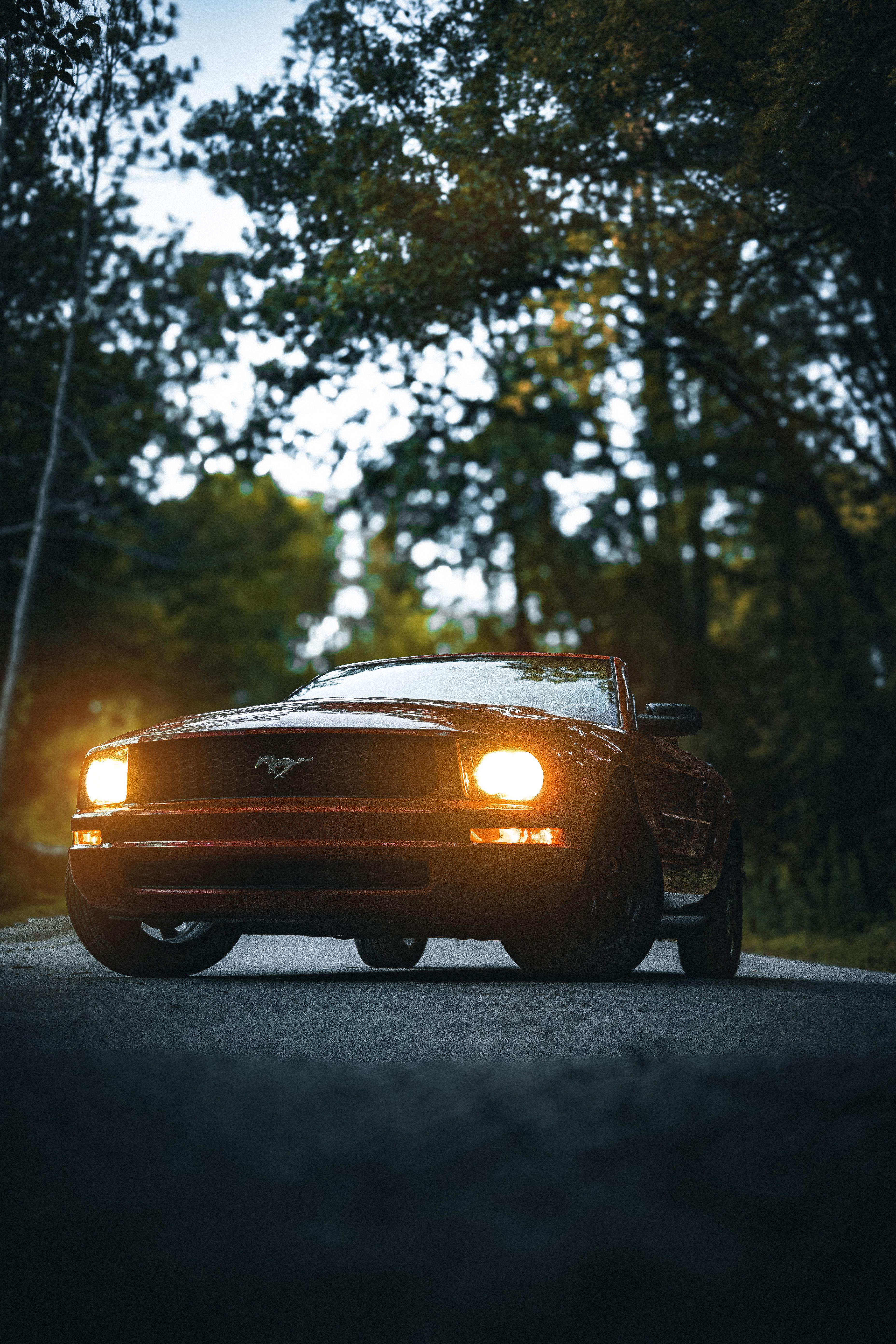 Vintage BMW E30 in Dramatic Shadowed Lighting · Free Stock Photo