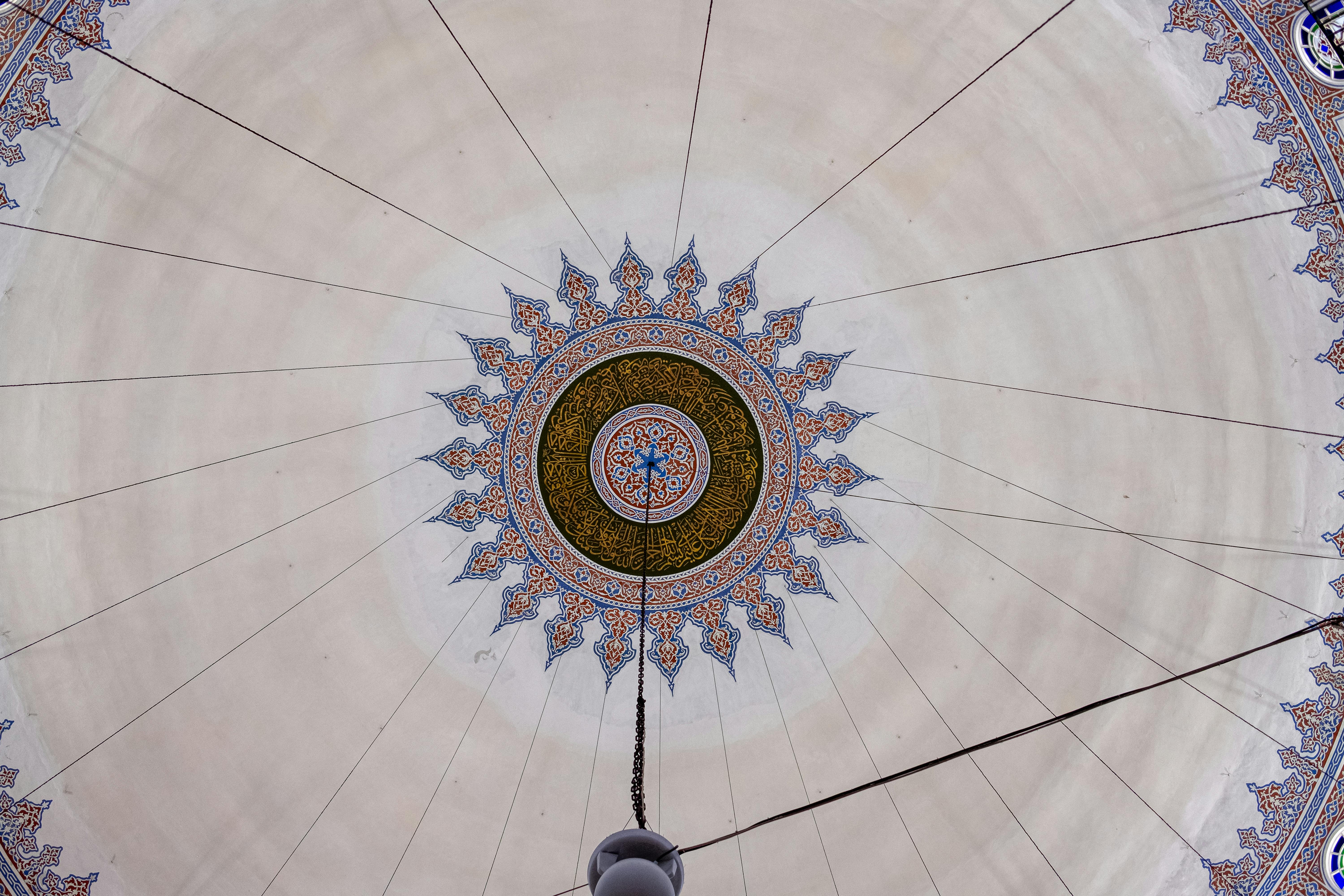 The Unexpected Symmetry: How Mathematics and Art Intertwine to Create Mesmerizing Masterpieces