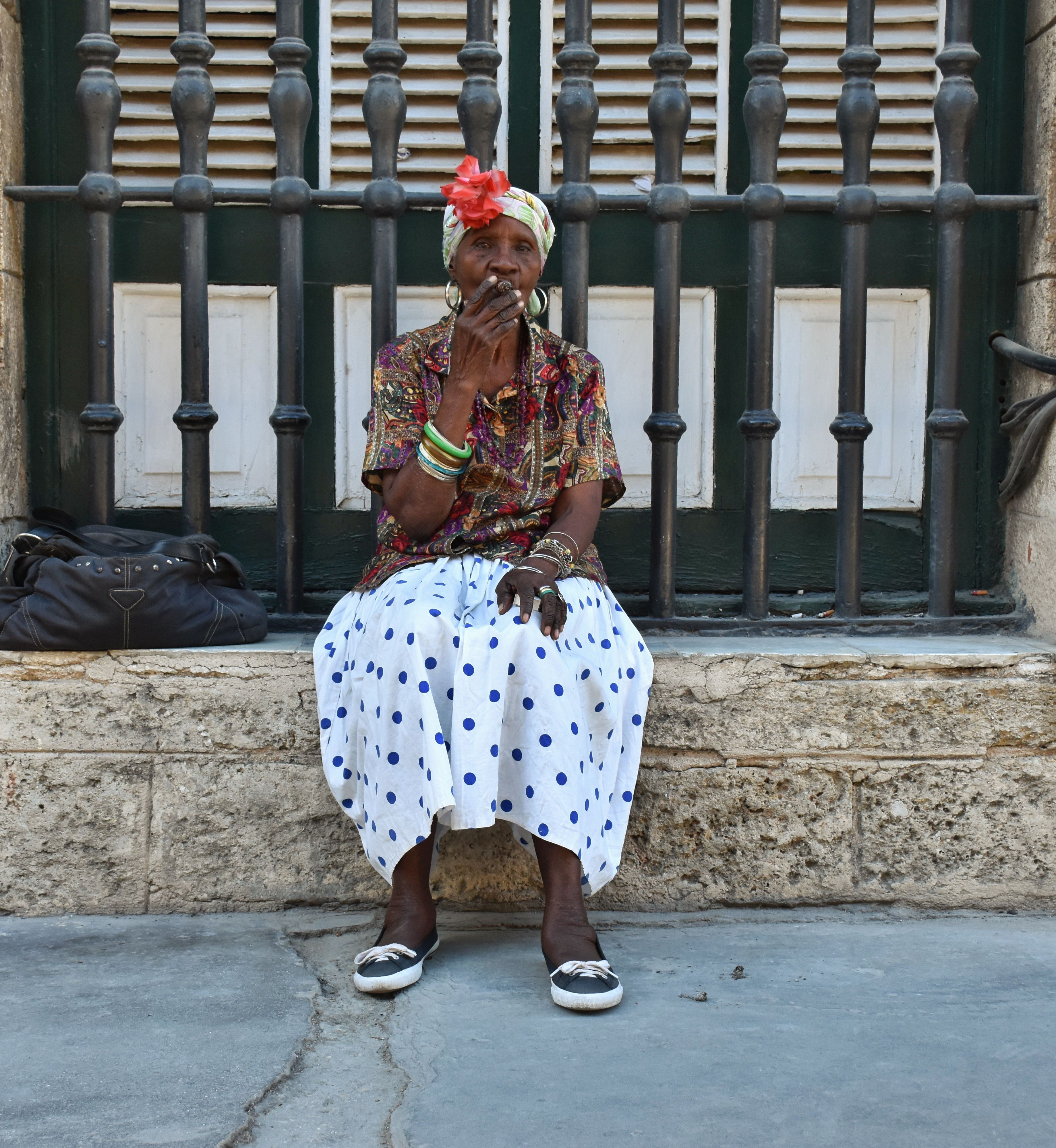 Cuba's Urban Pulse: Everyday Life on the Streets · Free Stock Photo