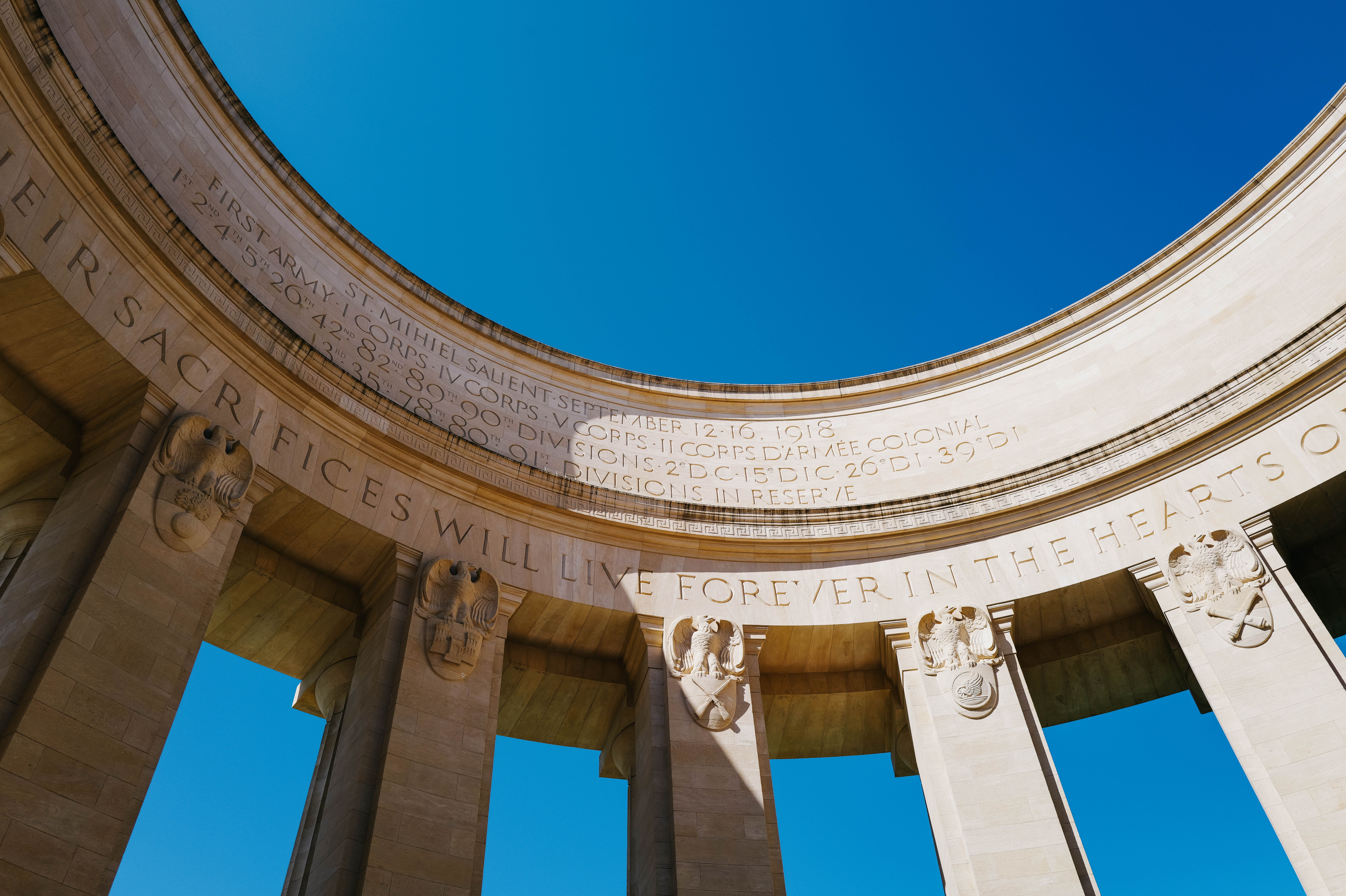 St. Louis, MO Birthday Freebies Near Me: Where to Find Legit Deals