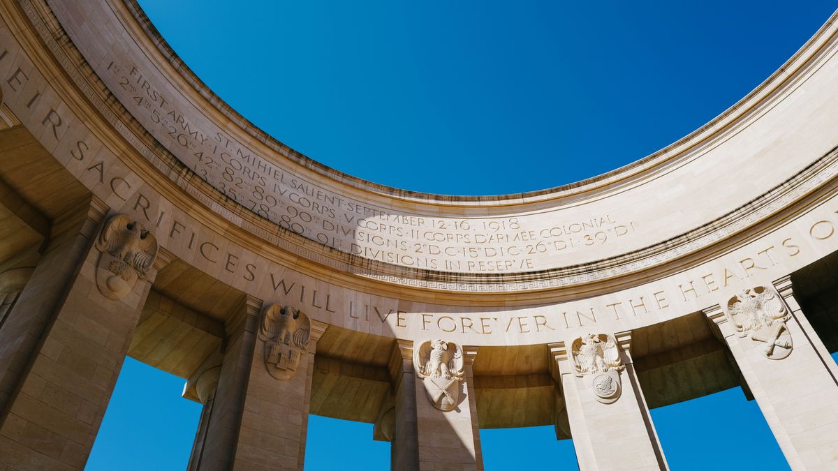 St. Louis, MO Birthday Freebies Near Me: Where to Find Legit Deals