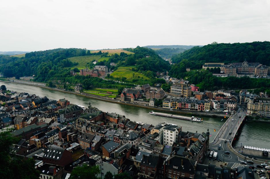 Immigrer en Belgique avec une famille : ce qu'il faut prévoir